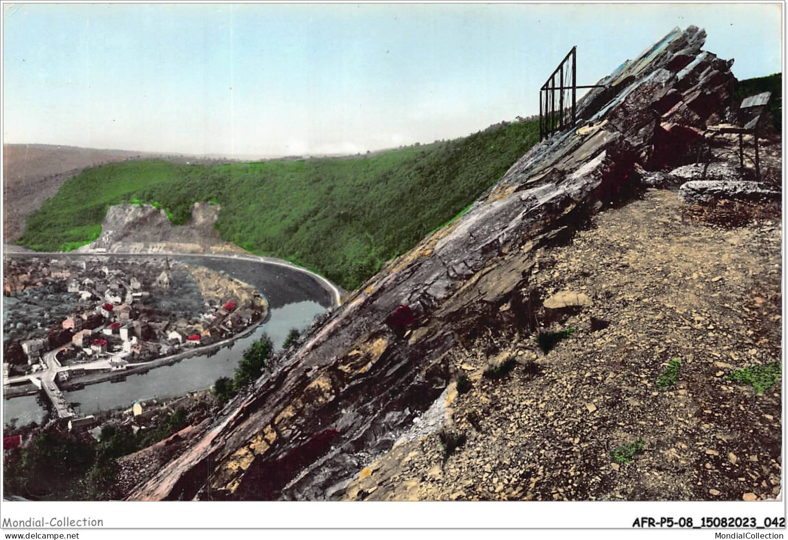 AFRP5-08-0357 - Vallée De La Meuse - MONTHERME - La Roche à 7 Heures - Montherme