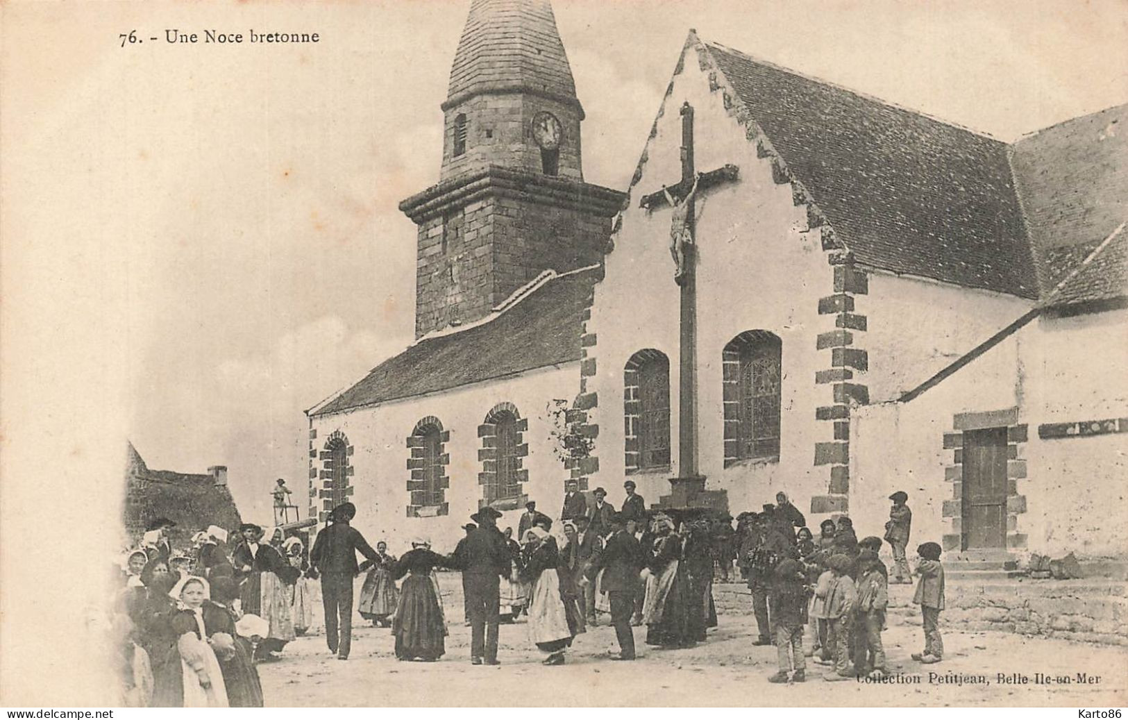 Erdeven * Une Noce Bretonne , Place Et église St Pierre & St Paul * Danse Ronde Villageois - Erdeven