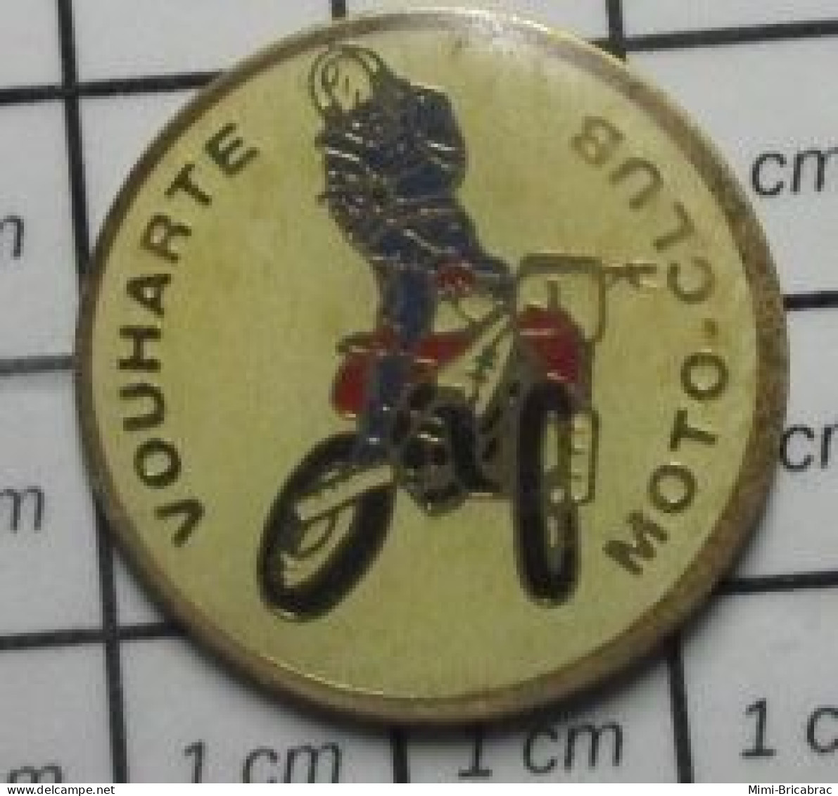 711e Pin's Pins : BEAU ET RARE : MOTOS / VOUHARTE MOTO CLUB - Motos