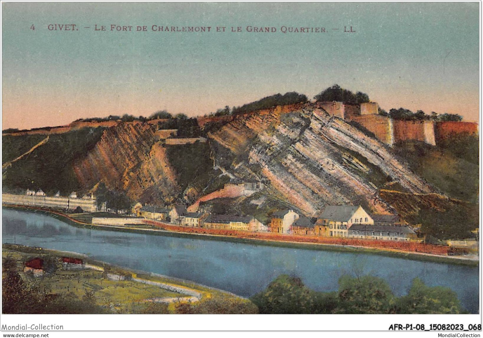 AFRP1-08-0035 - GIVET - Le Fort De Charlemont Et Le Grand Quartier - Givet