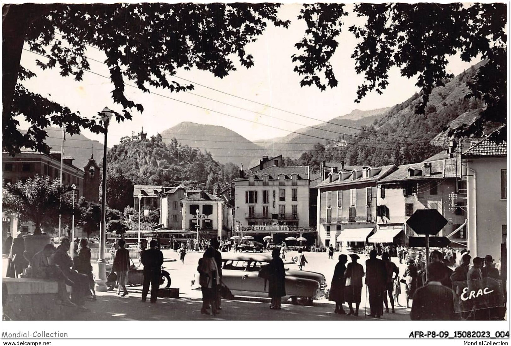 AFRP8-09-0654 - AX-LES-THERMES - La Perle Des Pyrénées - La Place Du Breilh - Le Rocher De La Vierge Et Le Pic Du Saquet - Ax Les Thermes