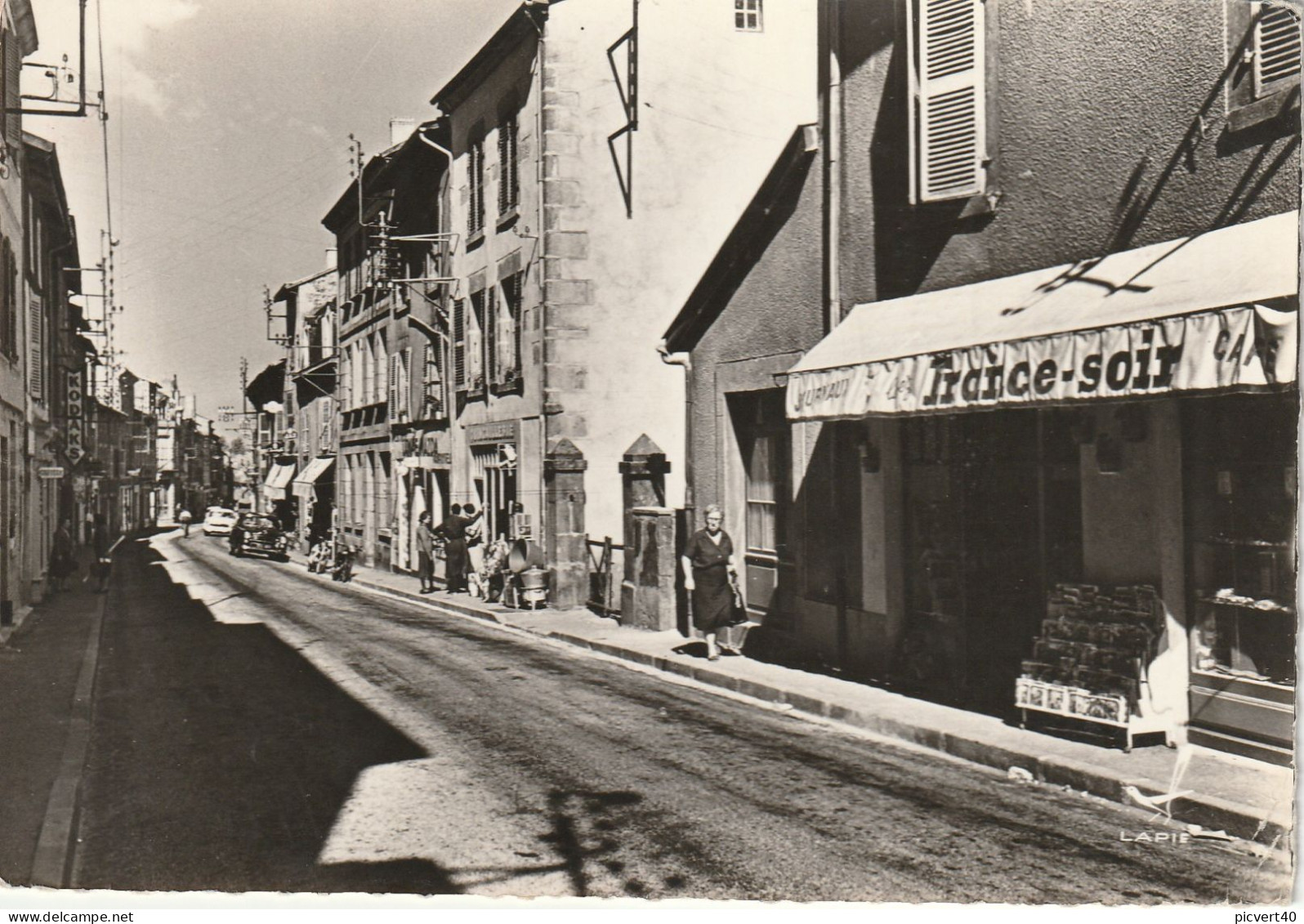 Bourganeuf,rue Du Puy,magasins Journaux,france Soir,voitures - Bourganeuf