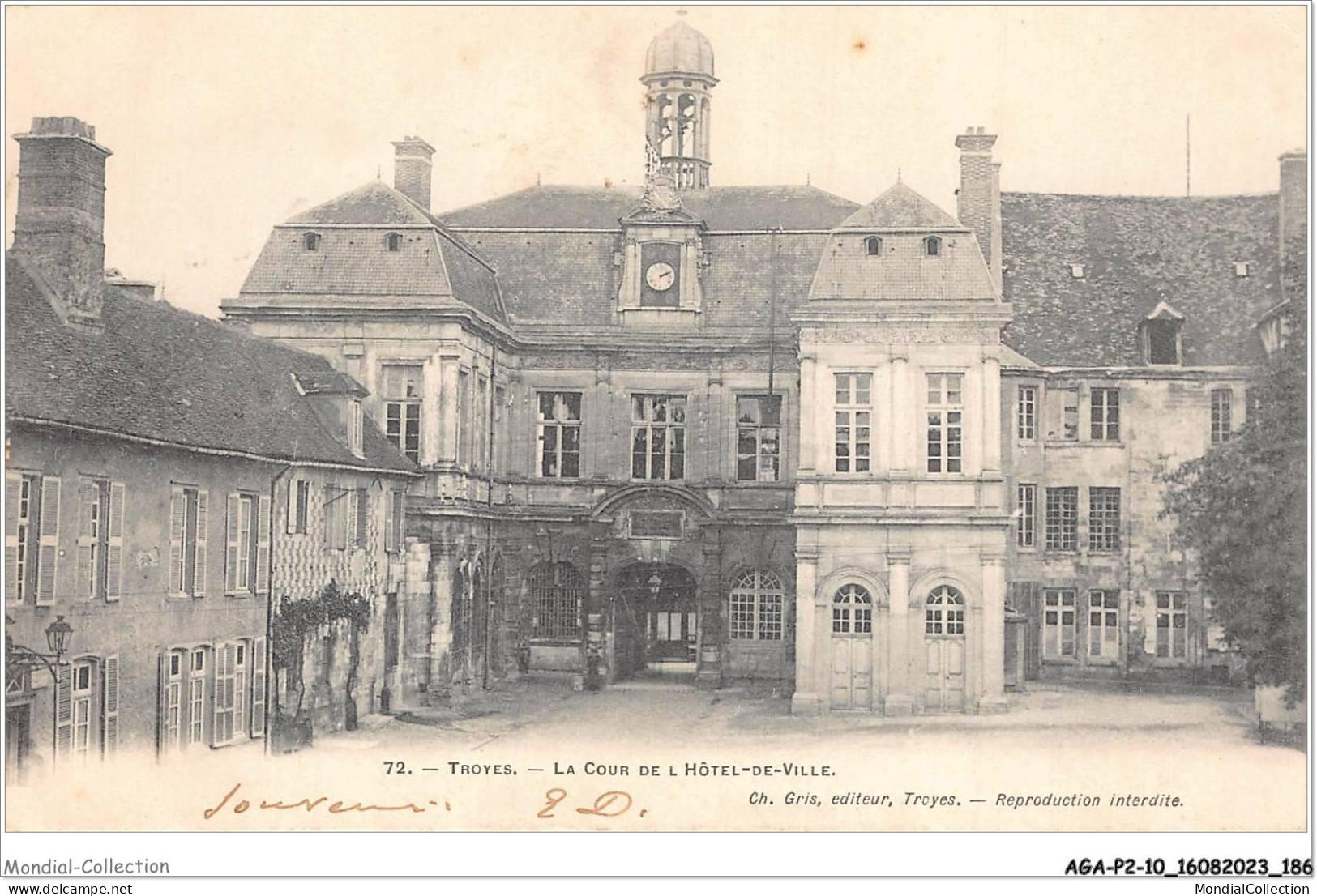 AGAP2-10-0185 - TROYES - La Cour De L'hôtel-de-ville  - Troyes