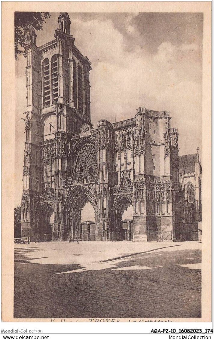 AGAP2-10-0179 - TROYES - La Cathédrale  - Troyes