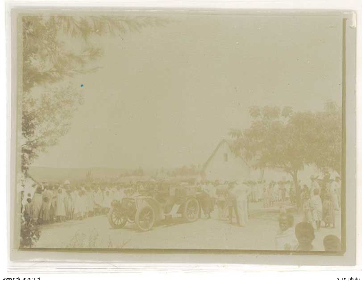 Photo Madagascar Ambatolampy 1907, Automobile & Population - Places