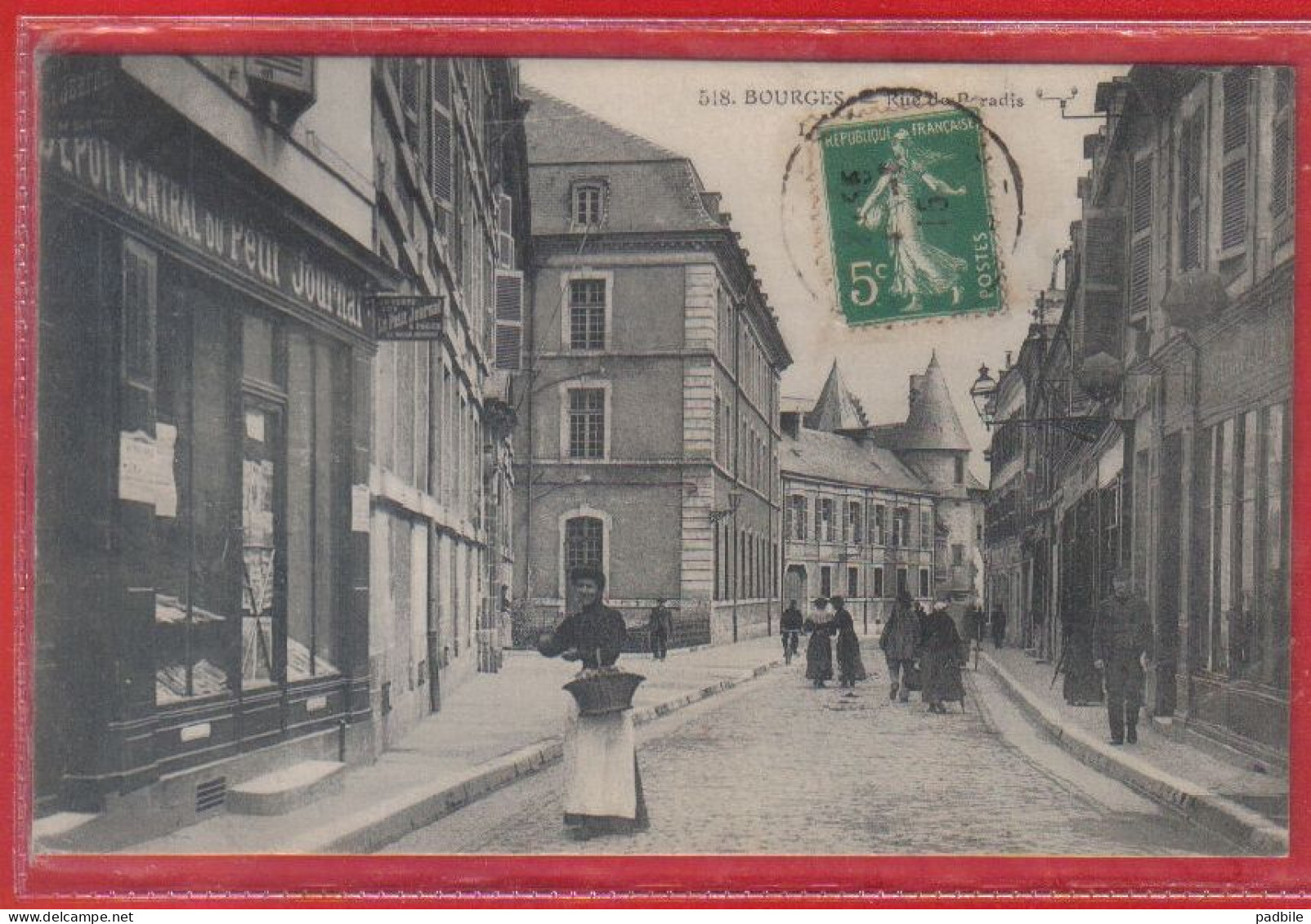 Carte Postale 18. Bourges  Rue Du Paradis   Très Beau Plan - Bourges