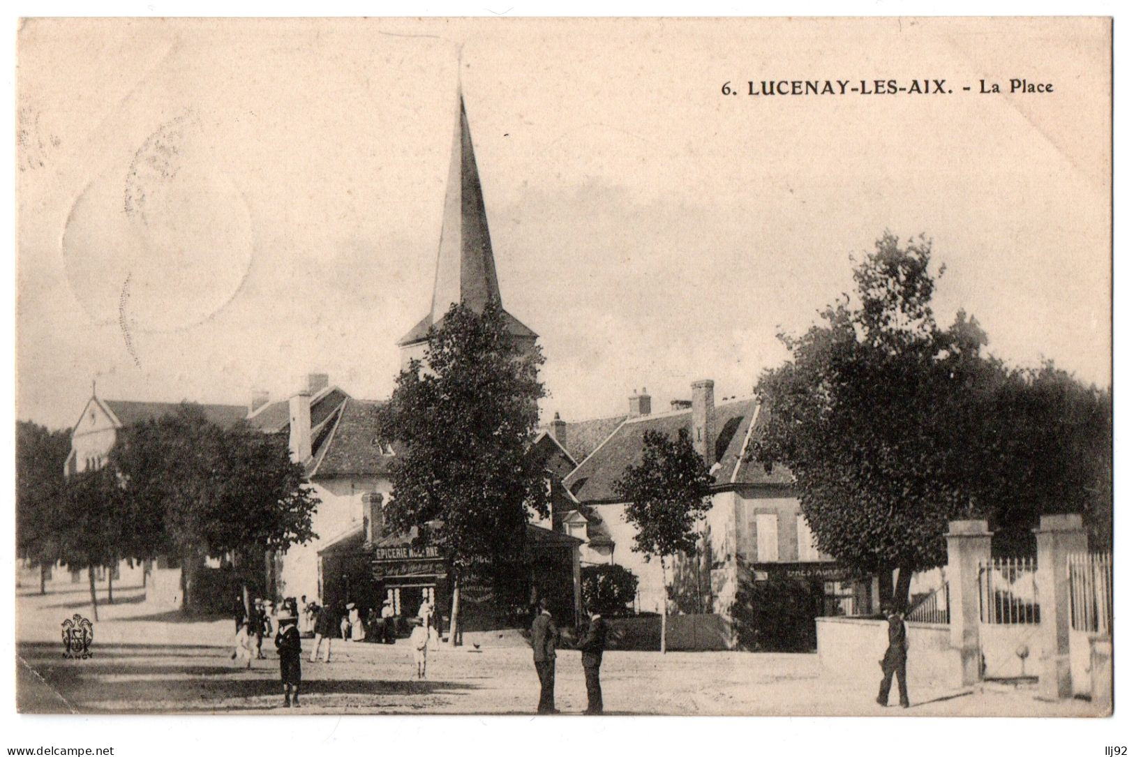 CPA 58 - LUCENAY-LES-AIX (Nièvre) - 6. La Place - Autres & Non Classés