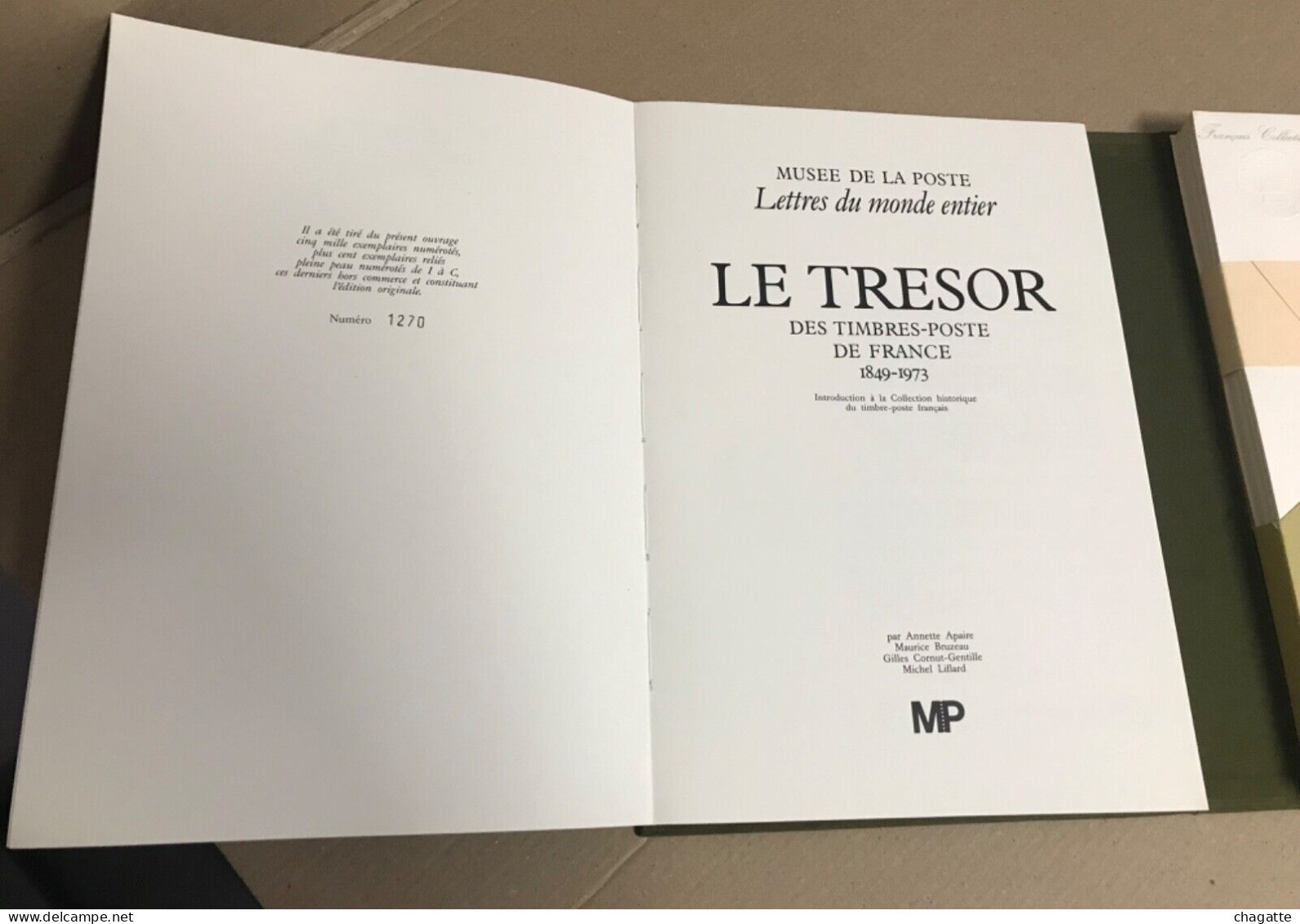 Livre Le Tresor Des Timbres Poste 1849-1873 Et 38 Planches Dans Son Boitier - Documents De La Poste