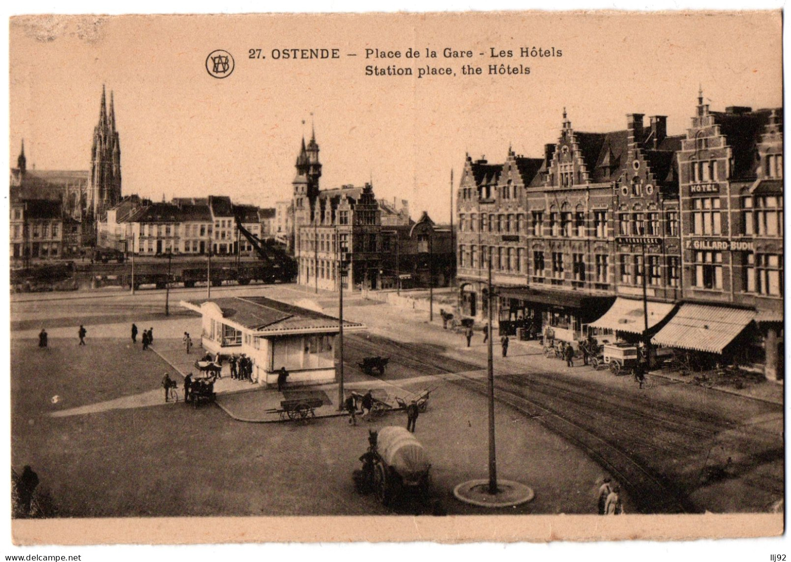 CPA Belgique - OSTENDE - 27. Place De La Gare. Les Hôtels - Oostende
