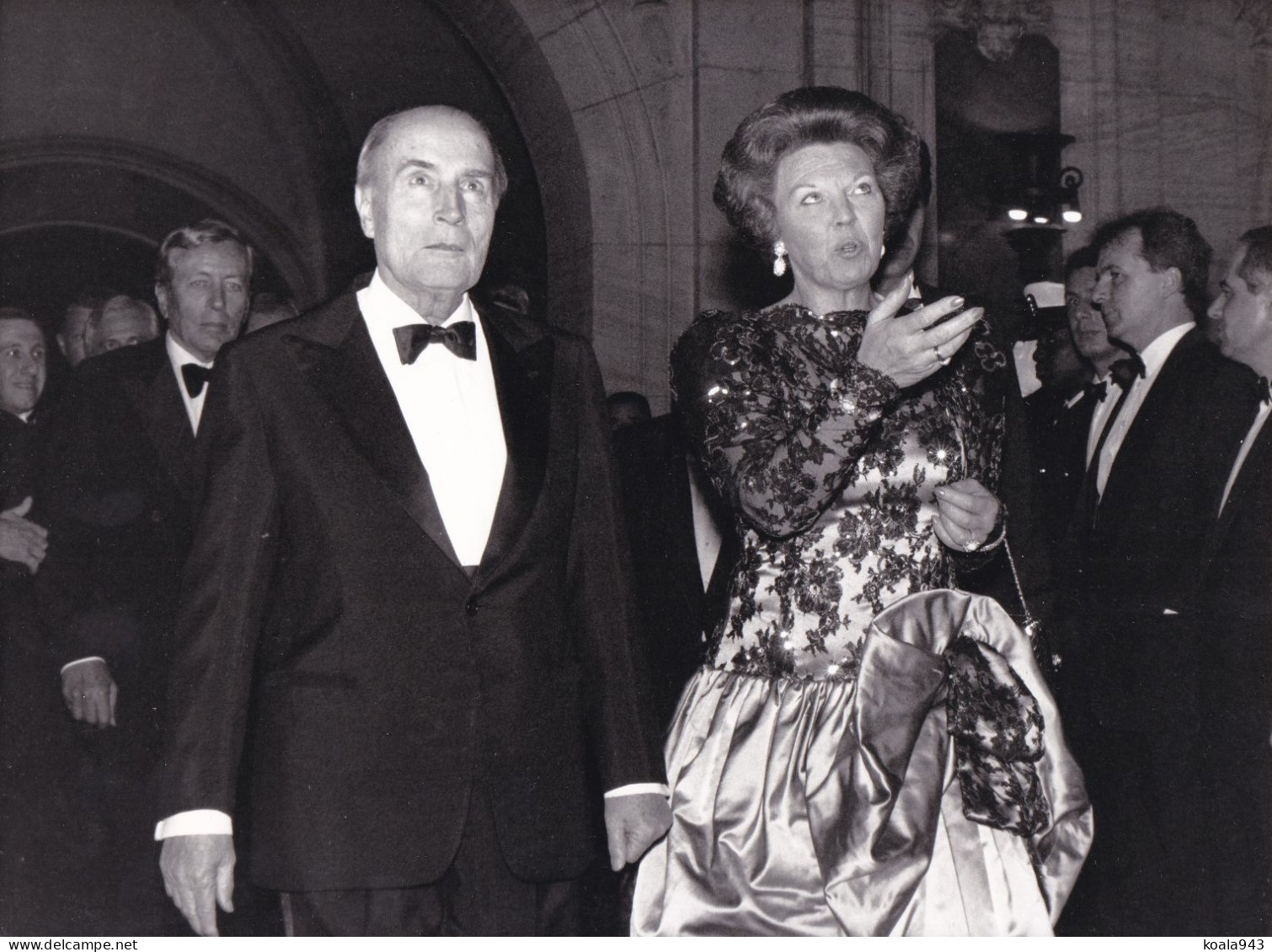 Grande Photographie Originale 24x18 Cm François MITTERRAND Président De La République Réception Palais De L' Elysée - Famous People