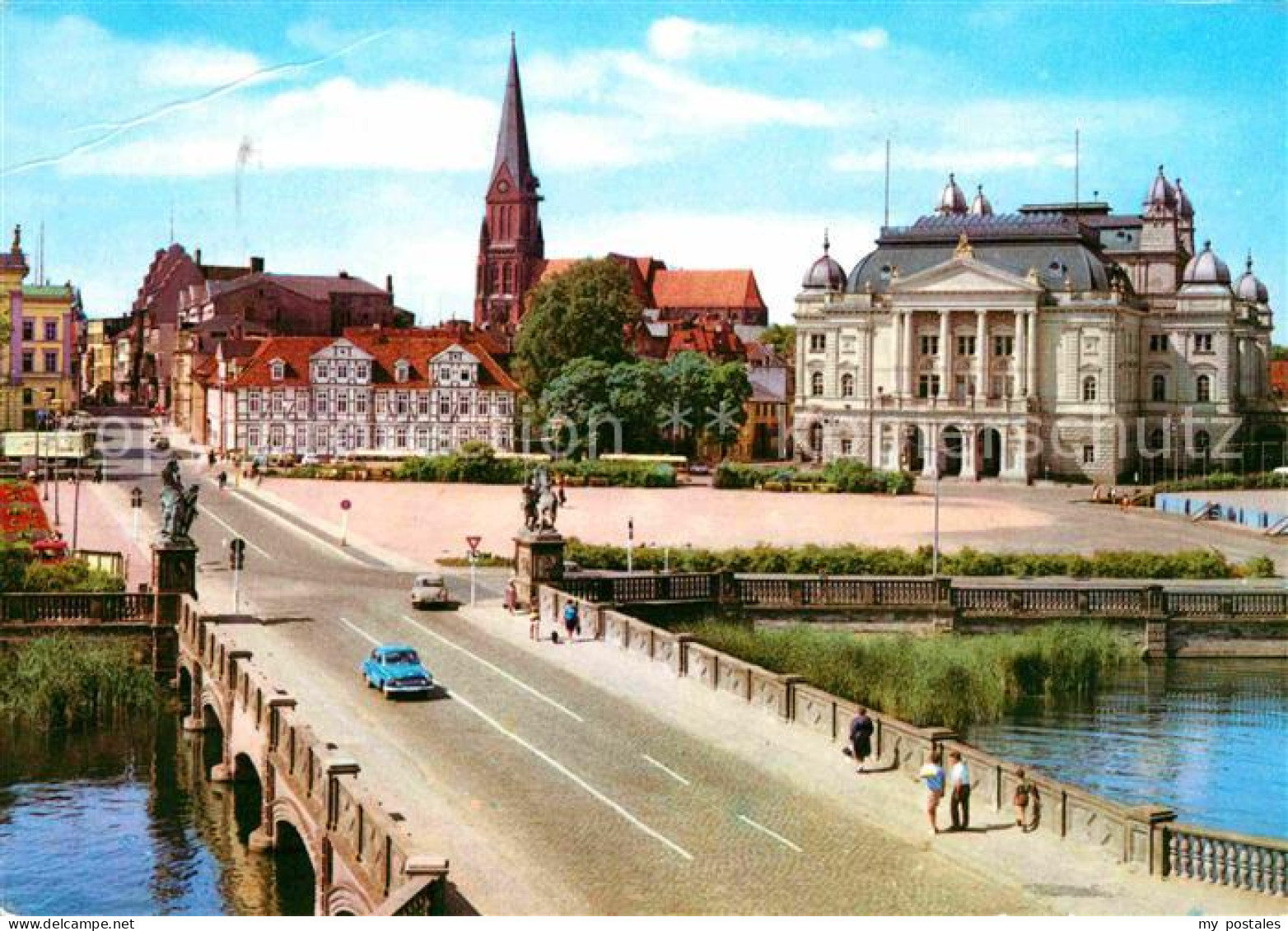 72629413 Schwerin Mecklenburg Dom Und Theater Bruecke Schwerin - Schwerin