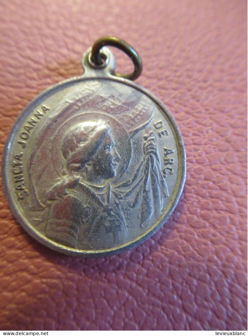 Médaille Religieuse Ancienne/ Benoit XV./Benedictus XV/ Jeanne D'Arc/ Début - XXème    MDR43 - Religion &  Esoterik