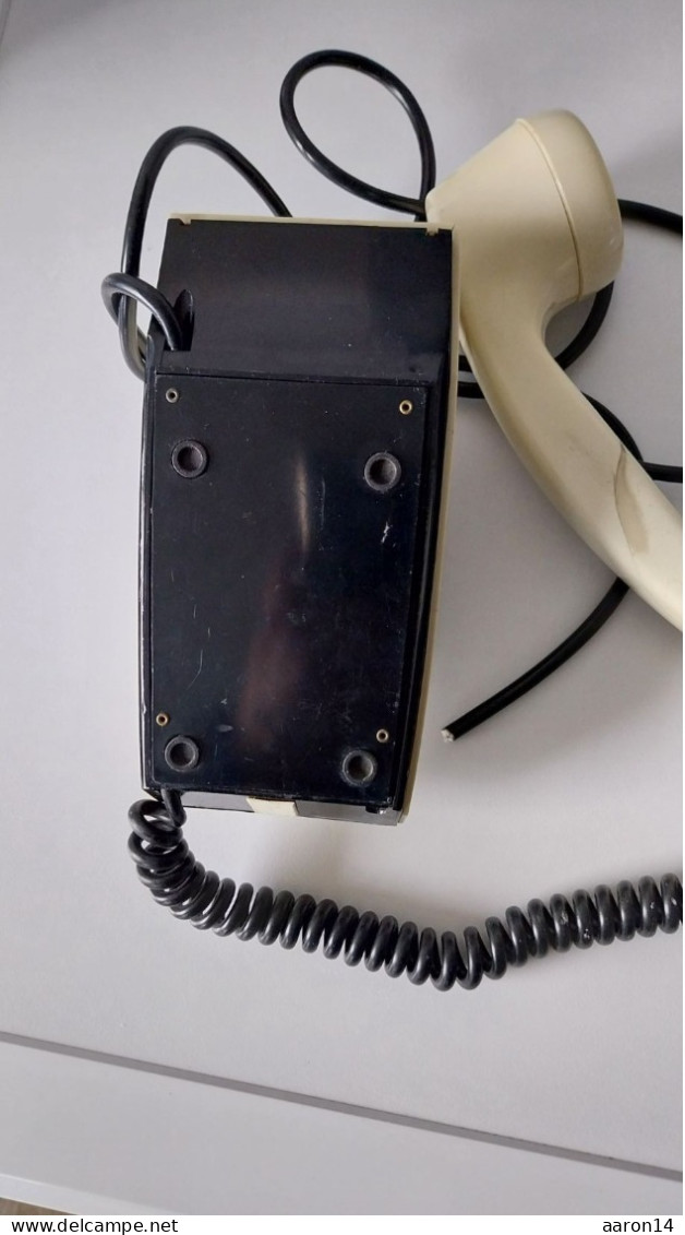 Téléphone Année 60/70 Bakélite TS SAFNAT MILANO - Telefonia