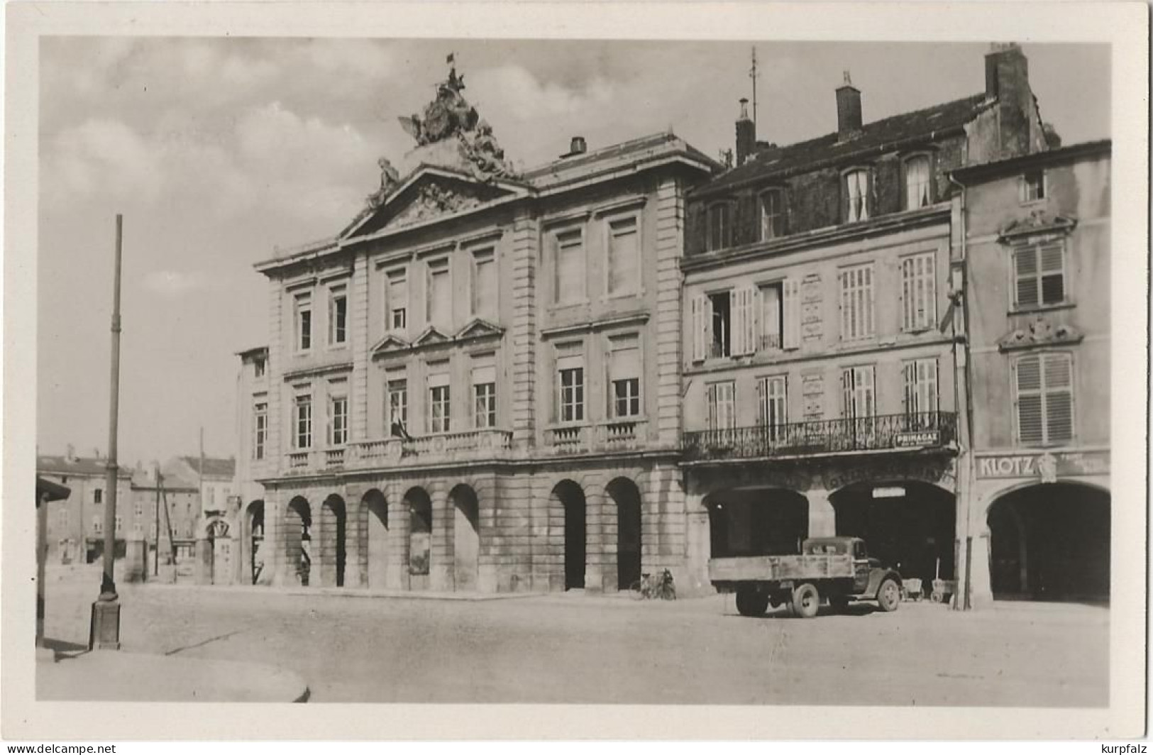 CPA Pont-à-Mousson - L'Hôtel De Ville, Place Duroc, Camion Et Magasin Klotz, Non Circulé - Pont A Mousson