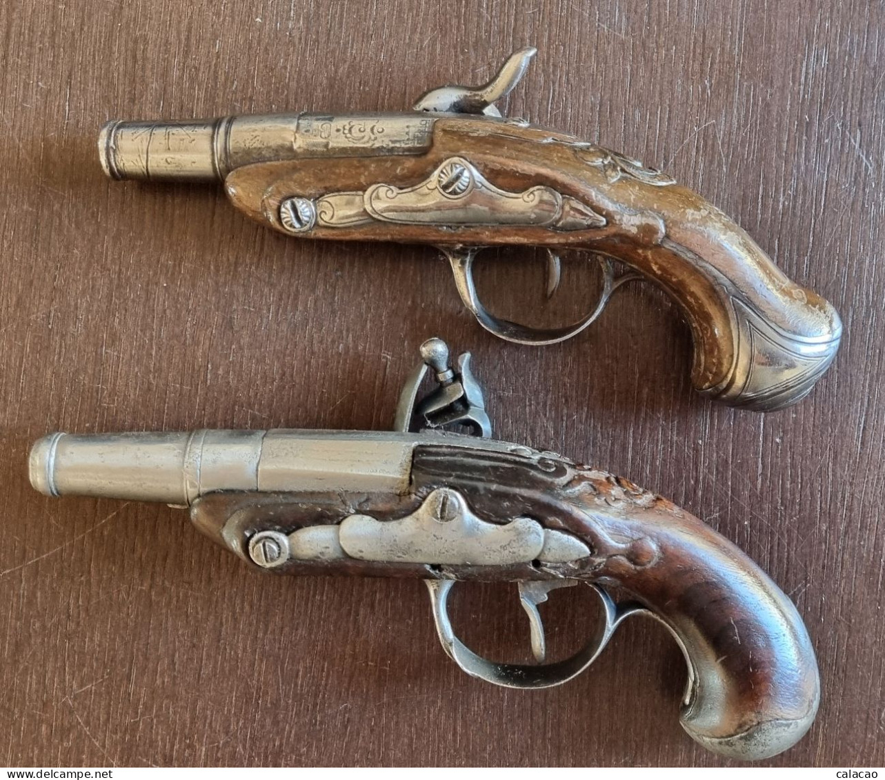 DEUX PISTOLETS DE POCHE A RESTAURER - Armi Da Collezione