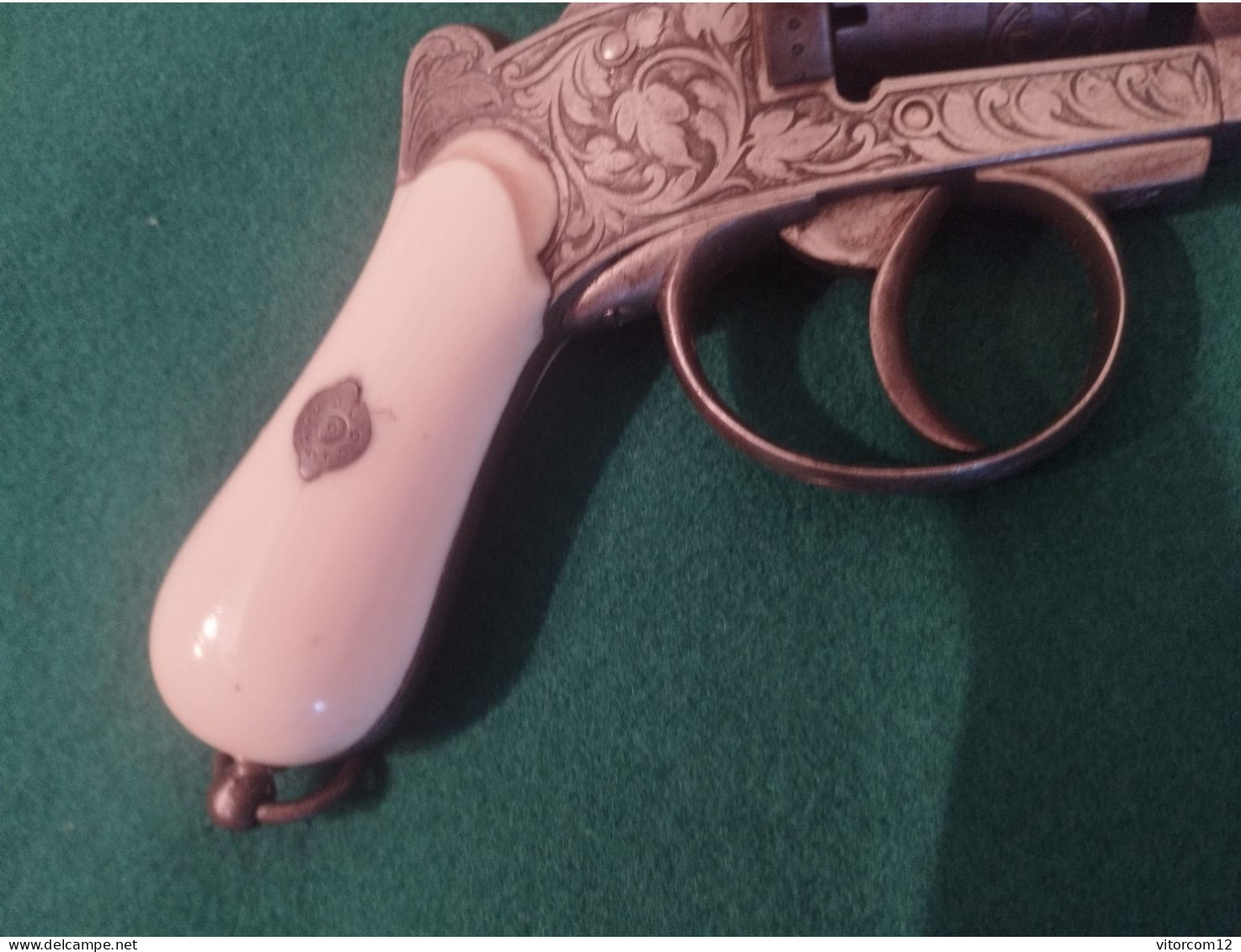 Revolver Type Lefauchaux A Broches  6 Coups, Liége - Decorative Weapons
