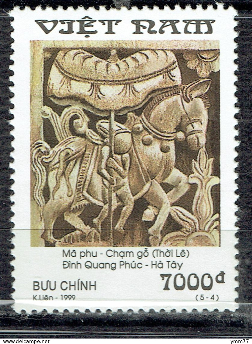 Sculpture Ancienne : Cheval Et Personnage Agrippé Au Manche D'unb Parasol - Vietnam