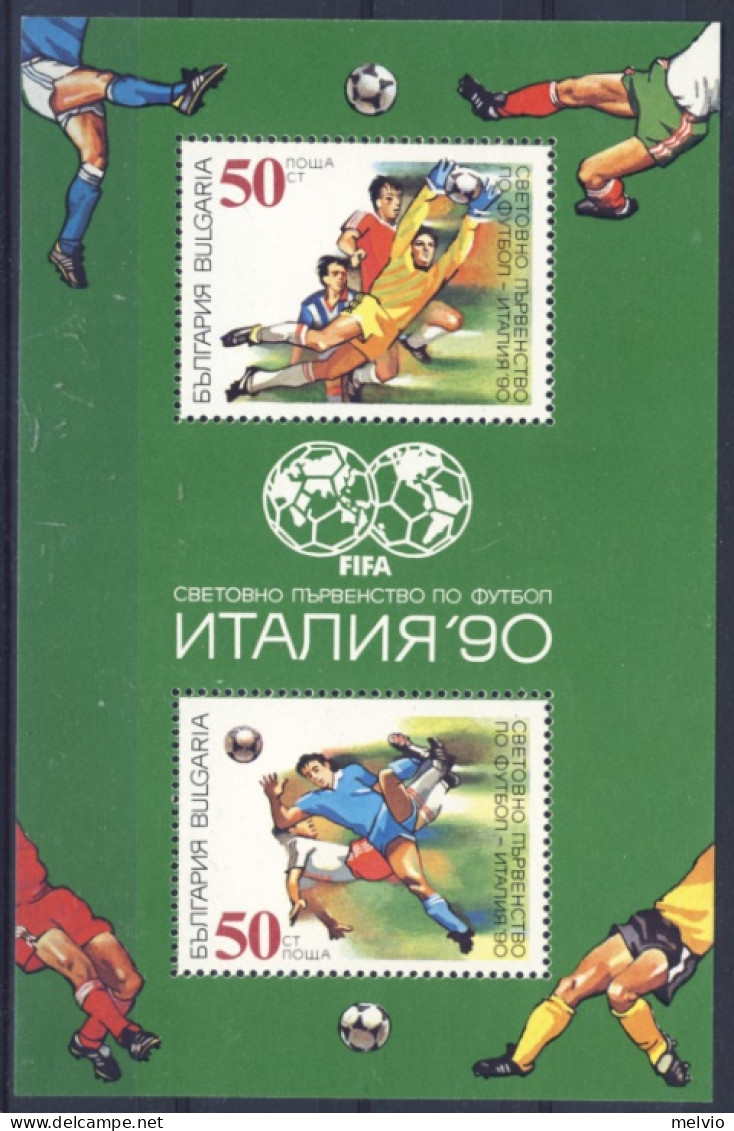 1990-Bulgaria (MNH=**) Foglietto 2 Valori Calcio - Autres & Non Classés