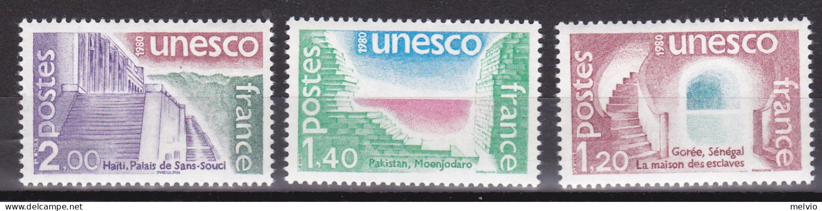 1980-Francia (MNH=**) Servizio S.3v."UNESCO,protezione Patrimonio Universale" - Gebraucht