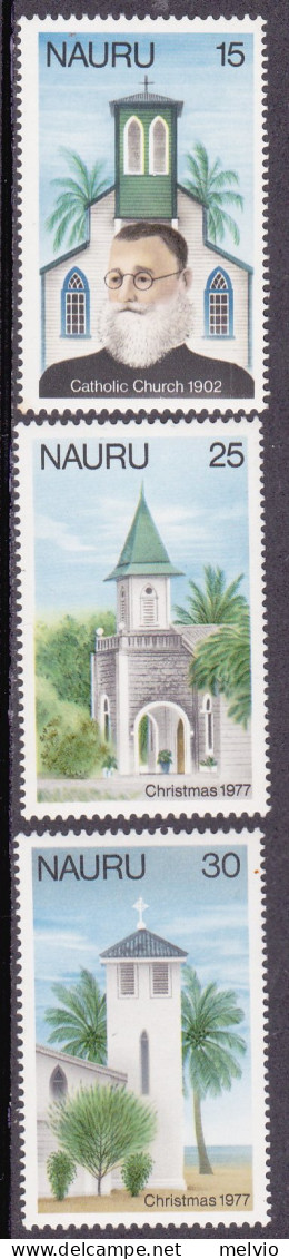 1977-Nauru (MNH=**) S.3v."Natale,chiese" - Nauru