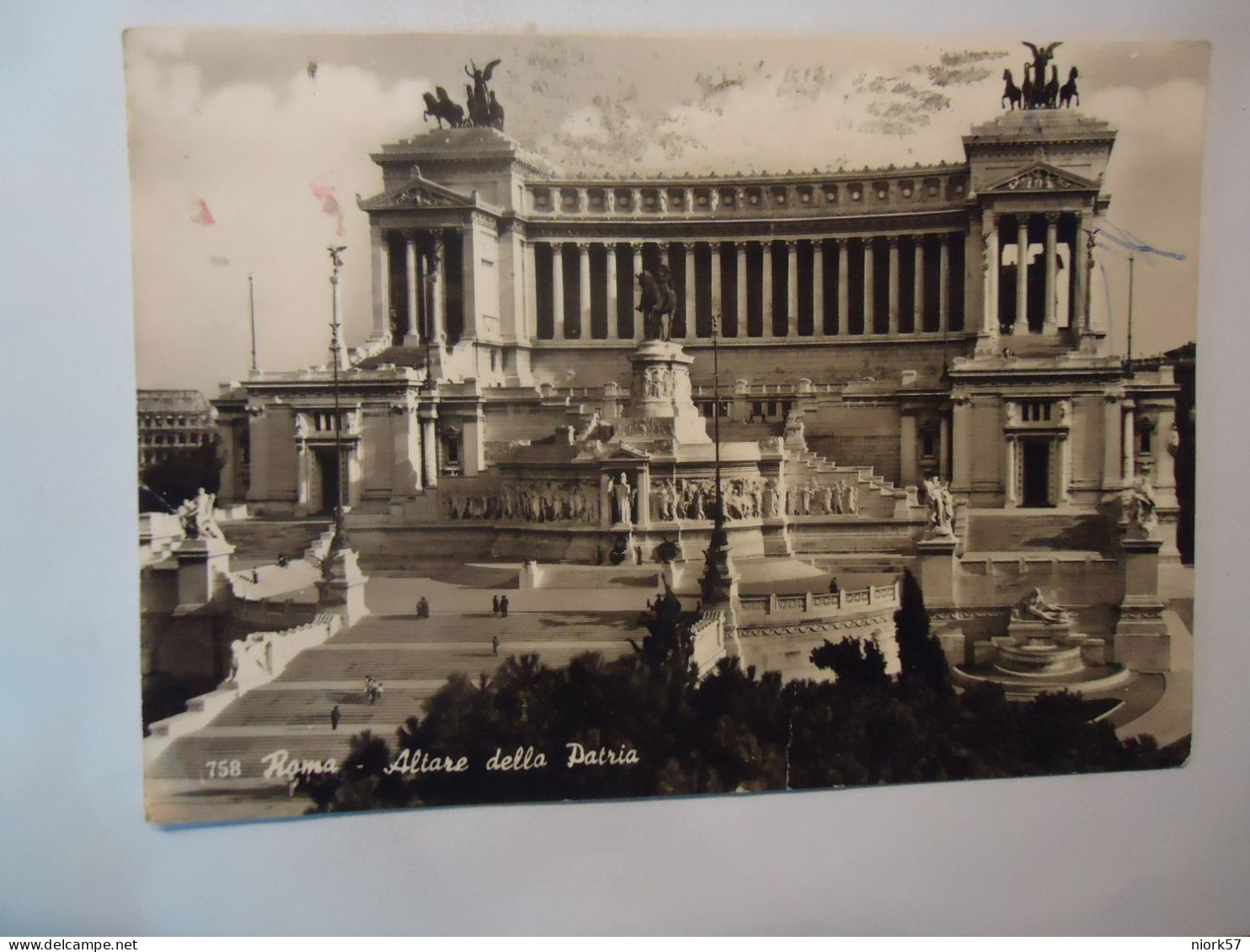 ITALY   POSTCARDS ROMA  1957 MONUMENTS STAMPS - Autres & Non Classés