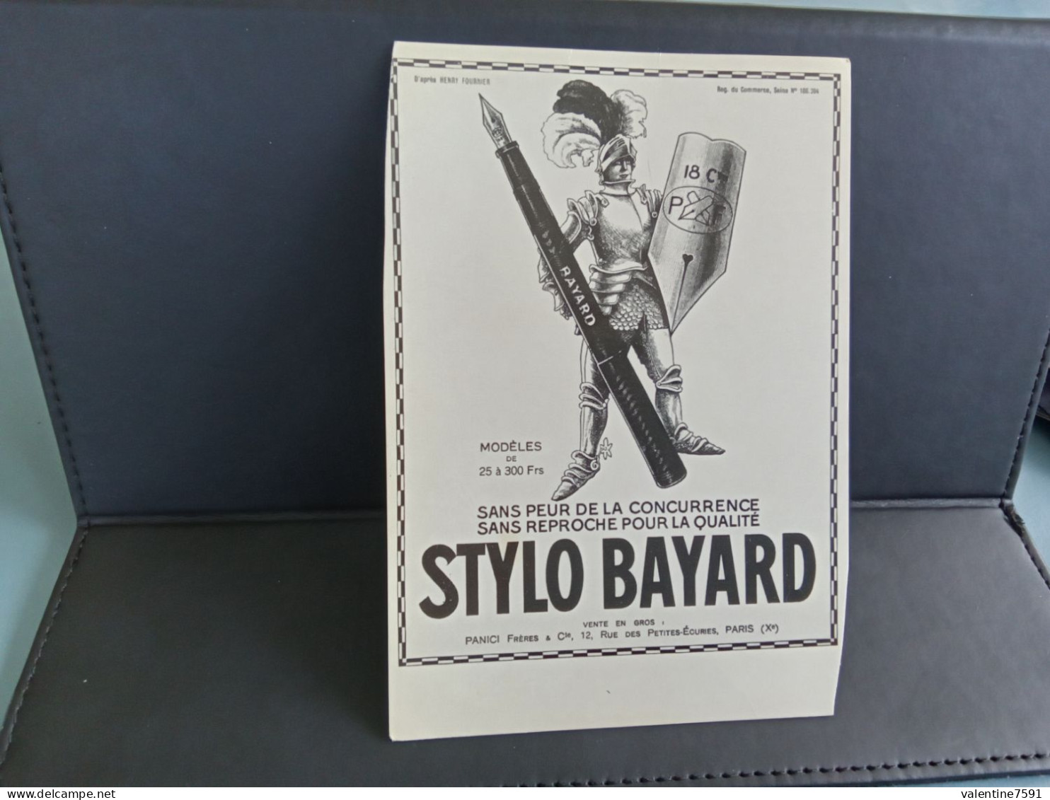 CP - Thème  PUBLICITE     -  " STYLO BAYARD  "    - NC  -   Net 2 - Publicité