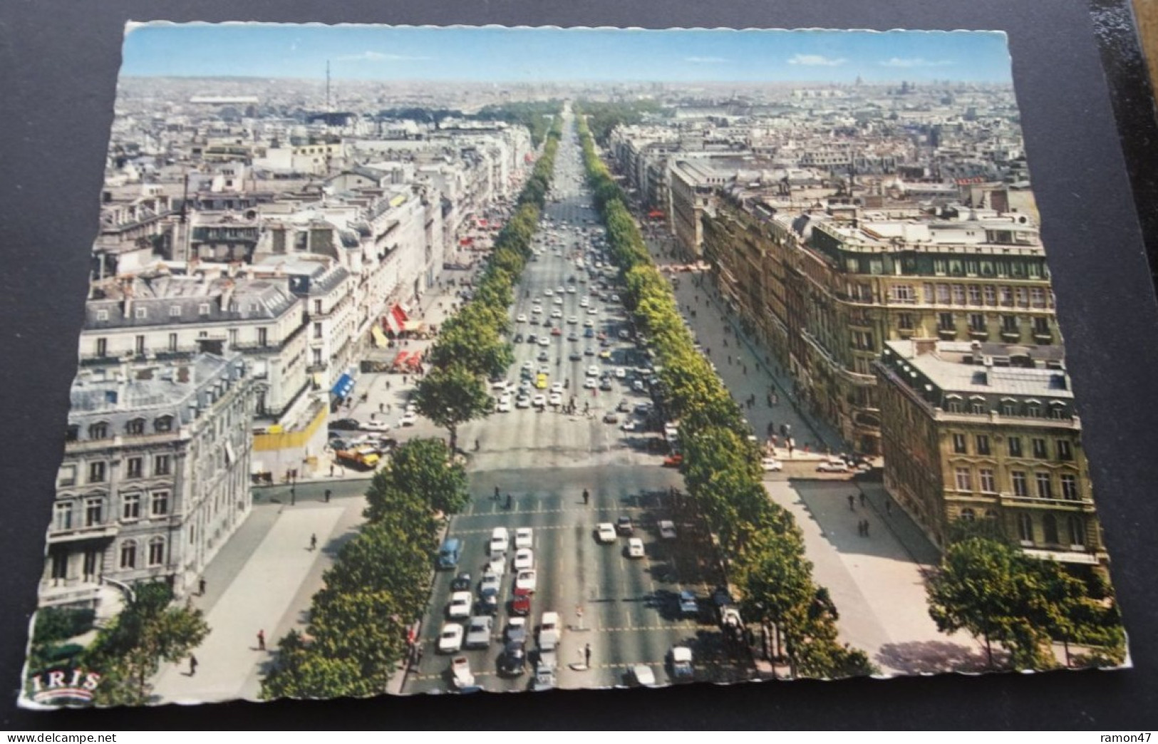 Paris - Perspective Des Champs-Elysées Depuis Le Sommet De L'Arc De Triomphe - Editions CHANTAL, Paris - Champs-Elysées