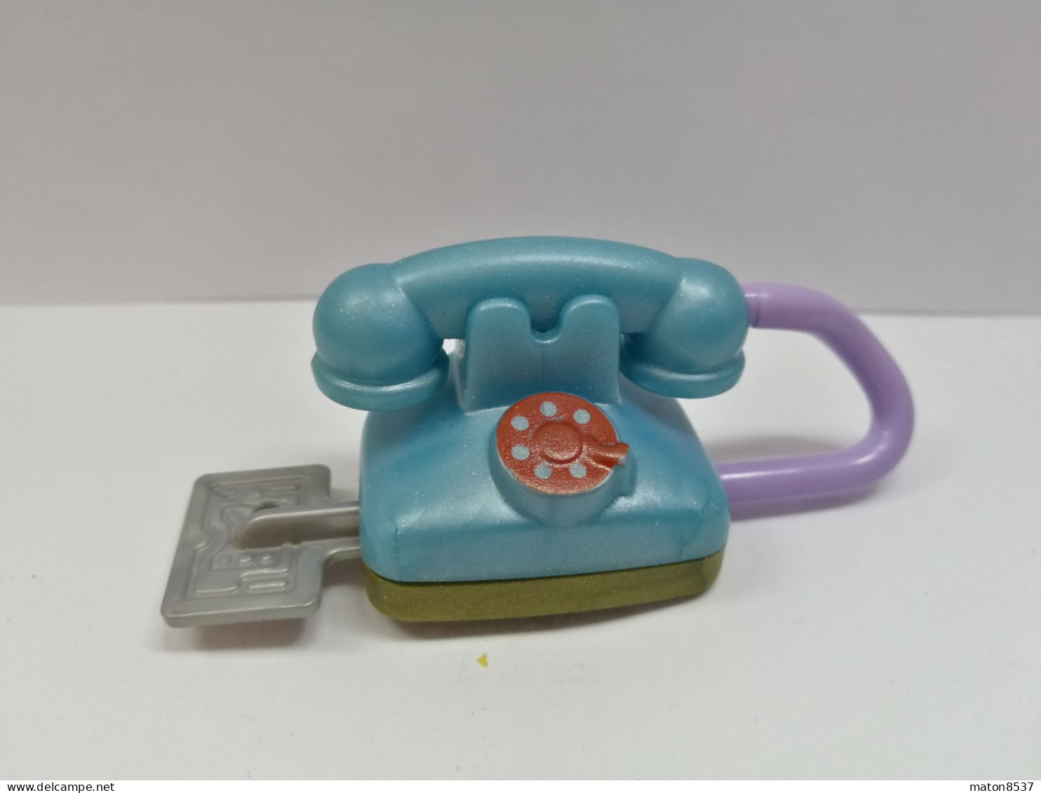 Kinder : K00 N61   Telefon Und Schloss 1999 - Telefon - Steckfiguren