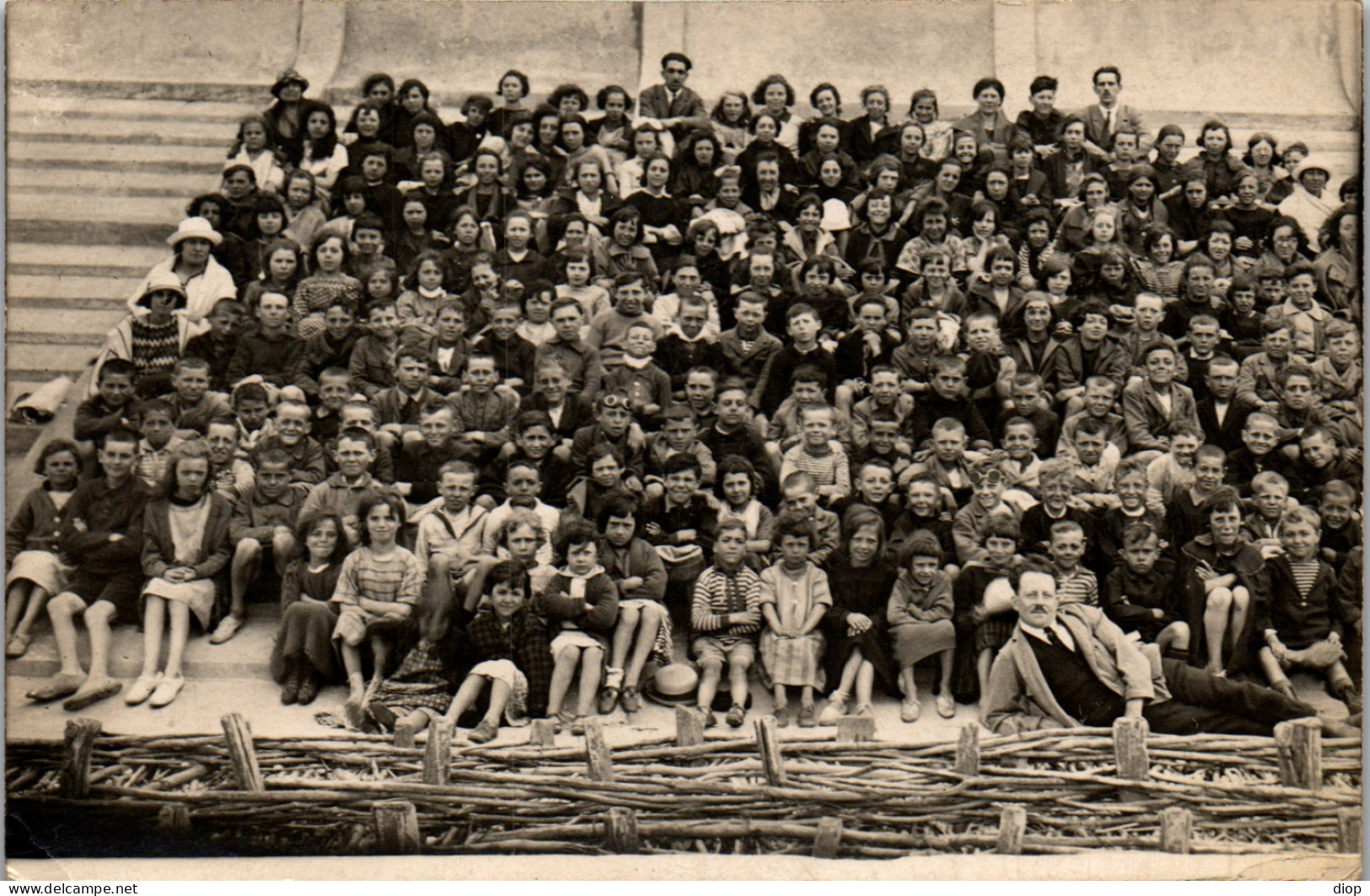 CP Carte Photo D&#039;&eacute;poque Photographie Vintage Enfant Groupe  - Other & Unclassified