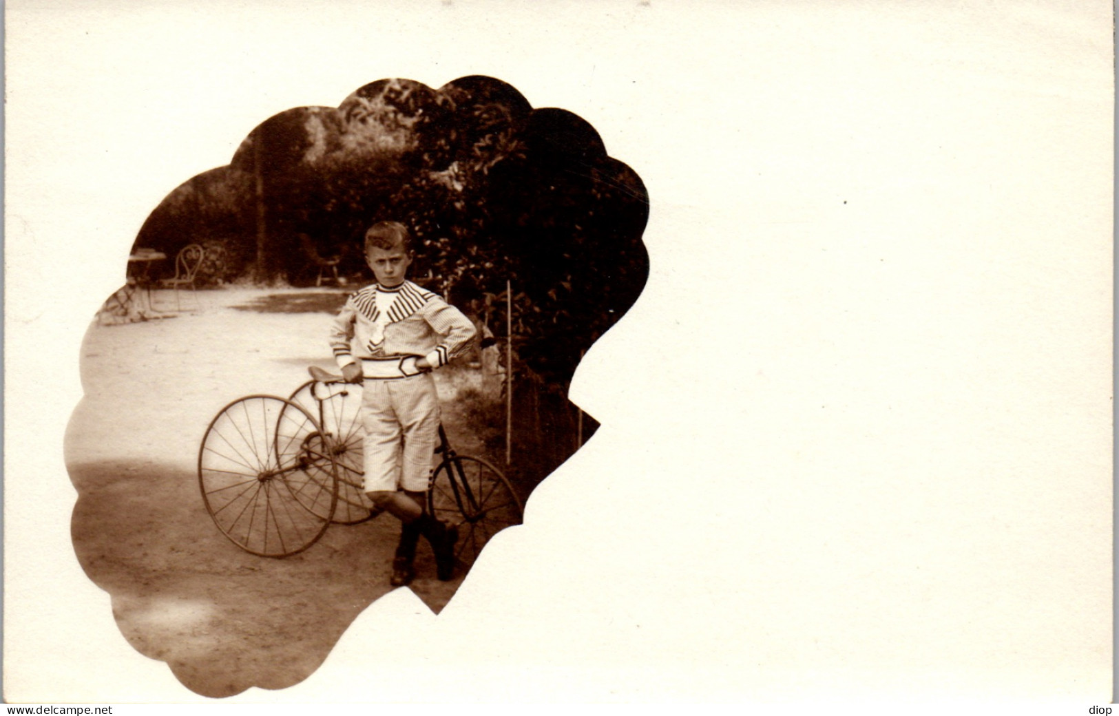 CP Carte Photo D&#039;&eacute;poque Photographie Vintage Enfant Tricycle V&eacute;lo Jouet  - Autres & Non Classés