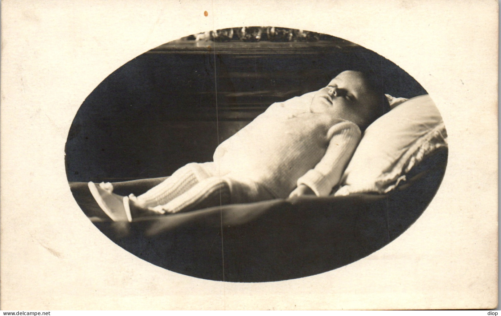 CP Carte Photo D&#039;&eacute;poque Photographie Vintage Enfant B&eacute;b&eacute; Mort Post-mortem - Autres & Non Classés
