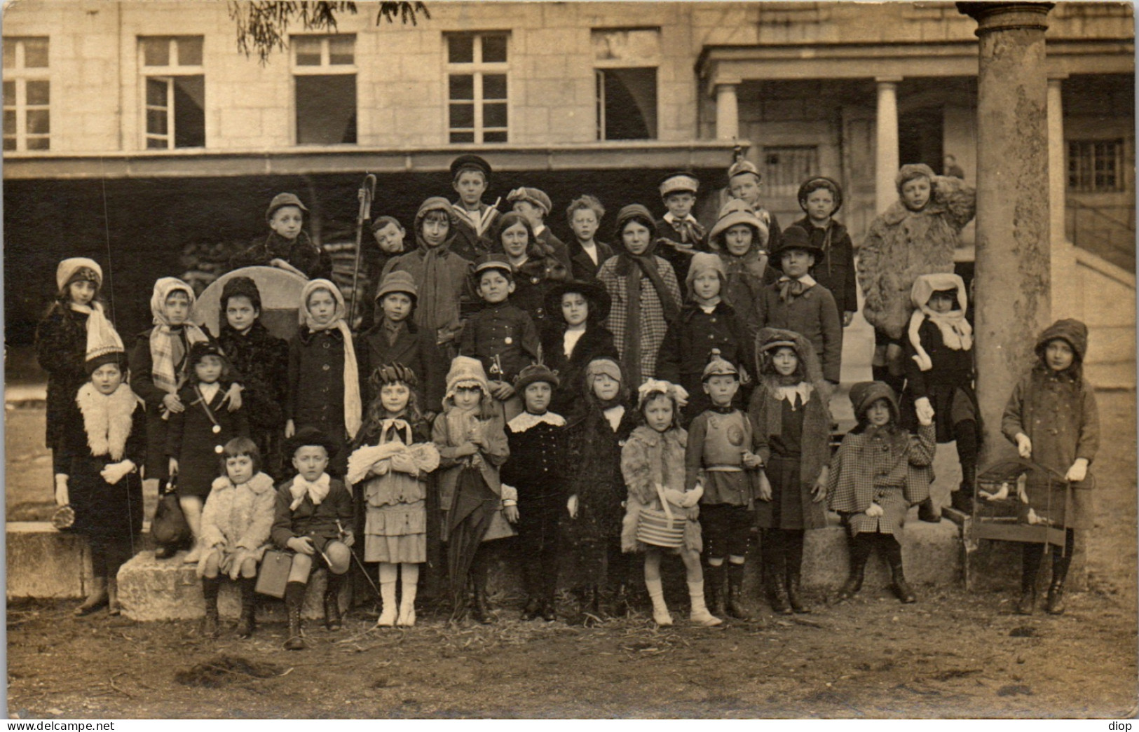 CP Carte Photo D&#039;&eacute;poque Photographie Vintage Enfant &eacute;cole Classe Cour  - Andere & Zonder Classificatie