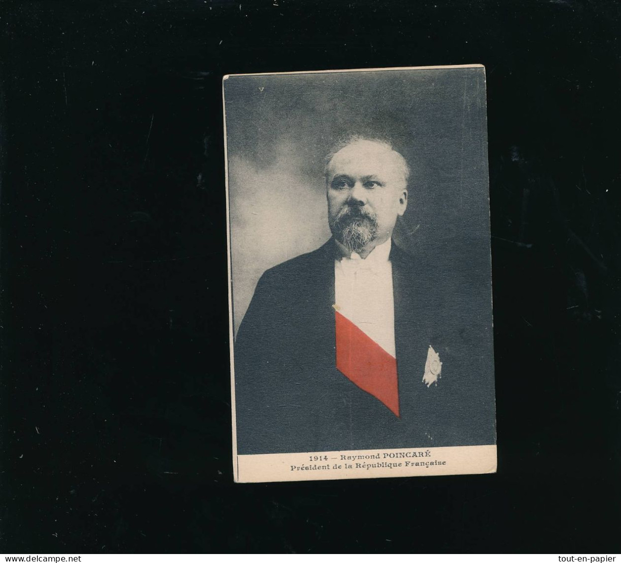 CPA  Raymond Poincaré  Président De La République Française - écharpe Rouge - Politicians & Soldiers