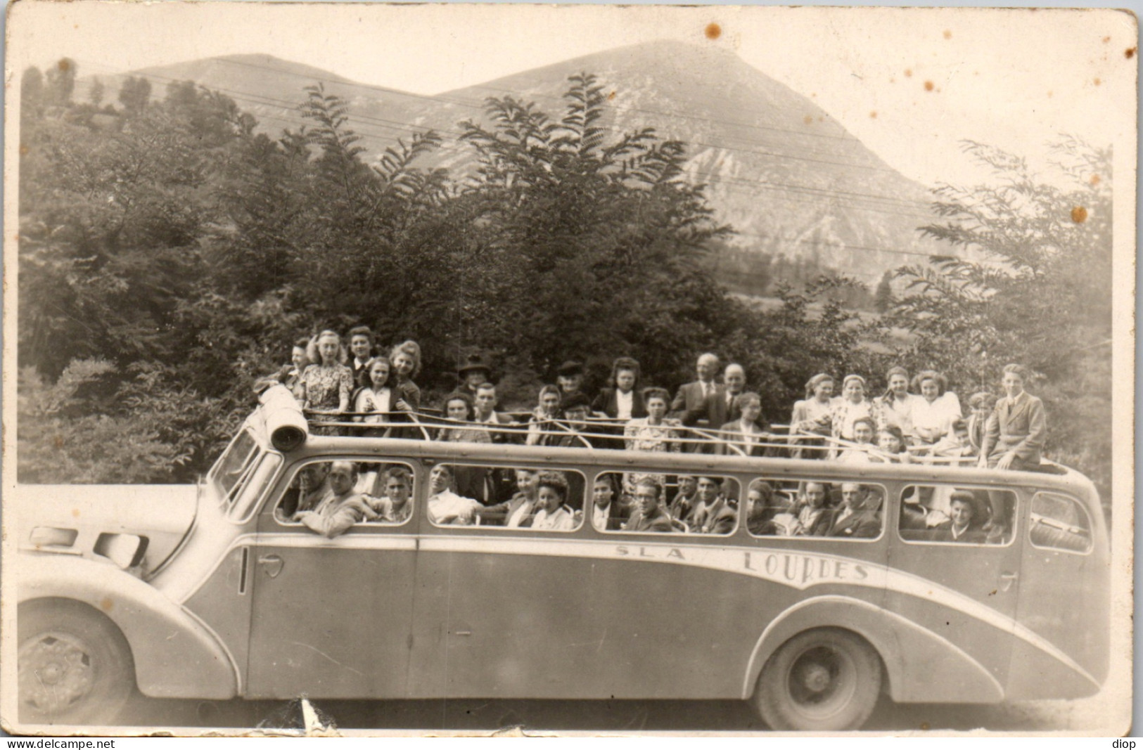 Photographie Photo Vintage Snapshot Amateur Autocar Car Lourdes - Treni