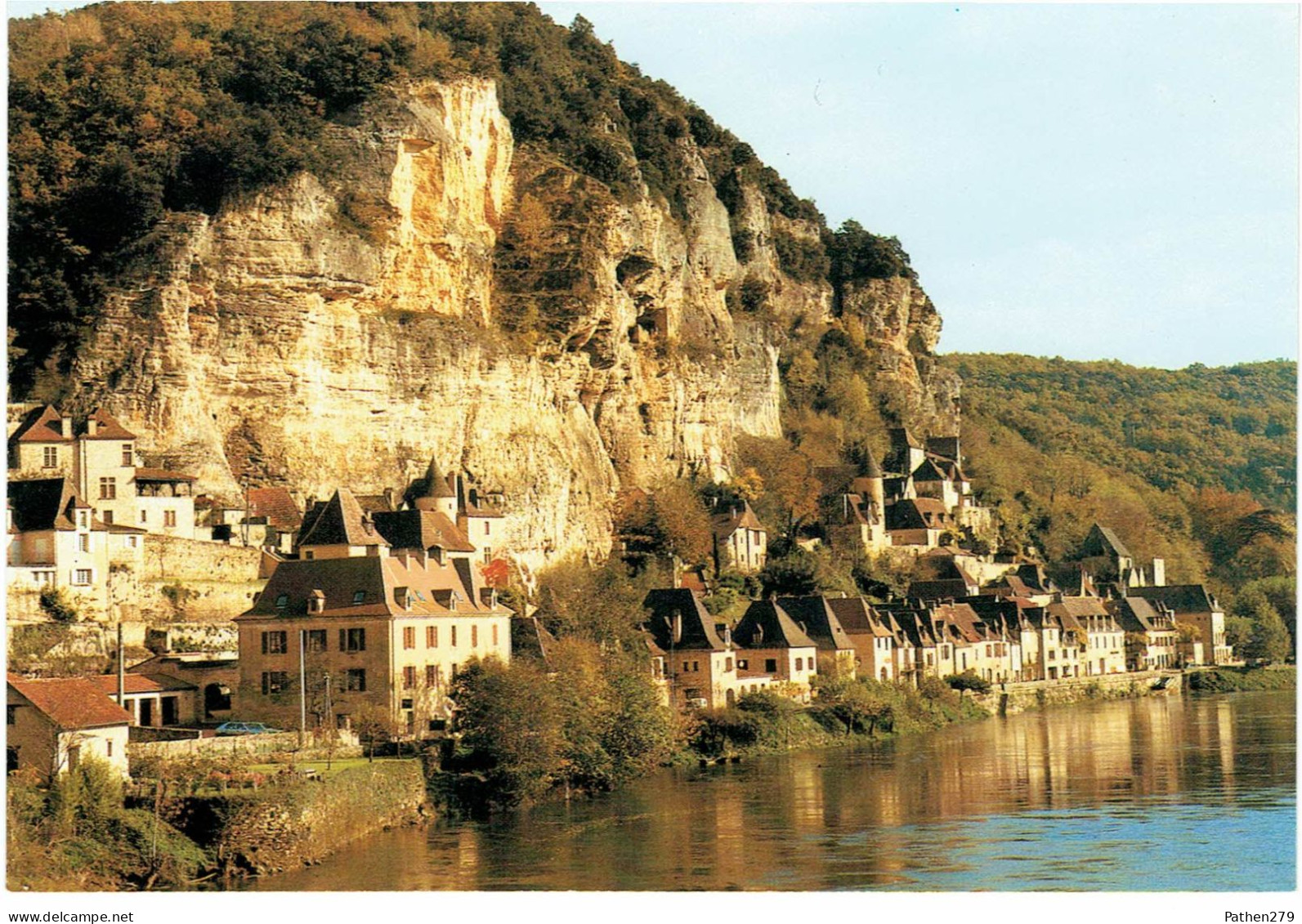CPM FRANCE 24 DORDOGNE LA ROQUE-GAGEAC - Un Beau Village De La Vallée De La Dordogne - Other & Unclassified
