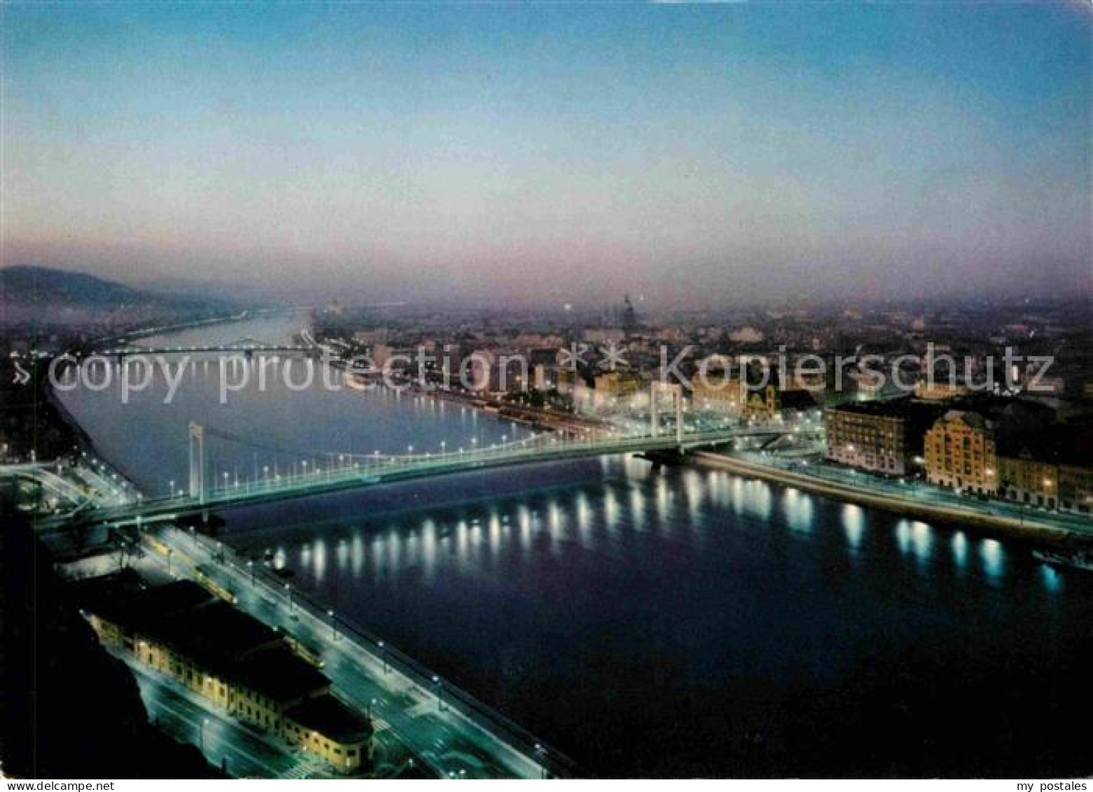 72624604 Budapest Donau Panorama Budapest - Hungary