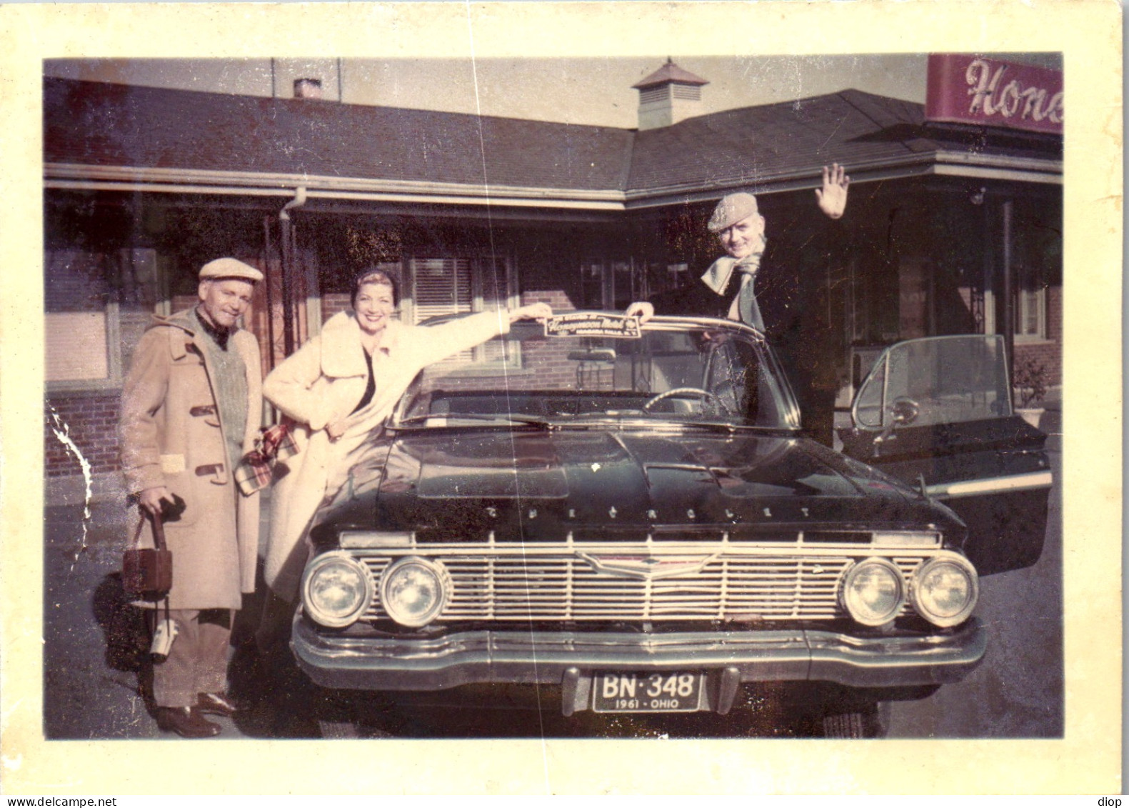 Photographie Photo Vintage Snapshot Amateur Automobile Voiture Auto - Automobiles