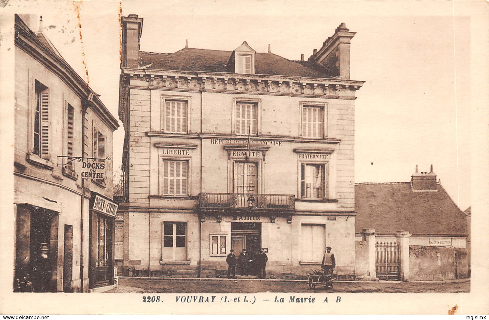 37-VOUVRAY-N°2153-F/0257 - Vouvray