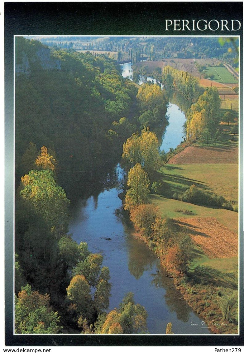 CPM FRANCE 00 REGIONS PERIGORD - Vallée De La Vézère - Limousin