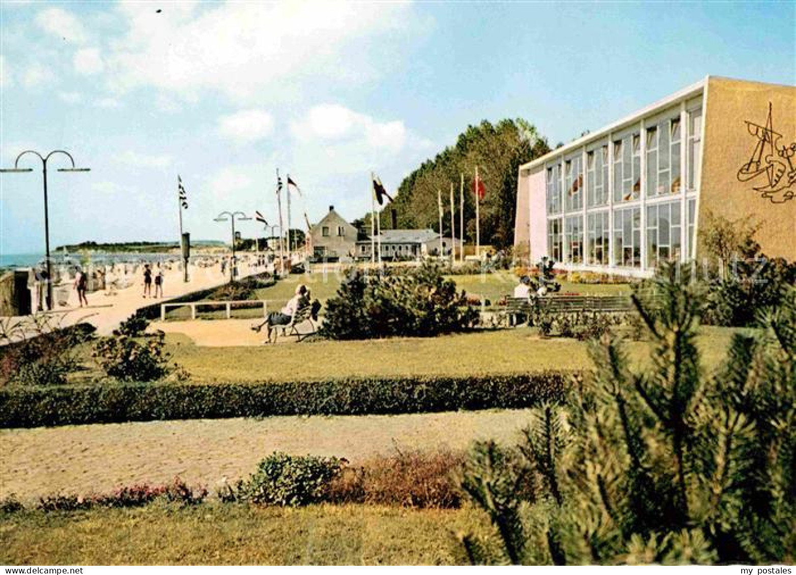 72620222 Groemitz Ostseebad Kurmittelhaus Strand Promenade Groemitz - Groemitz