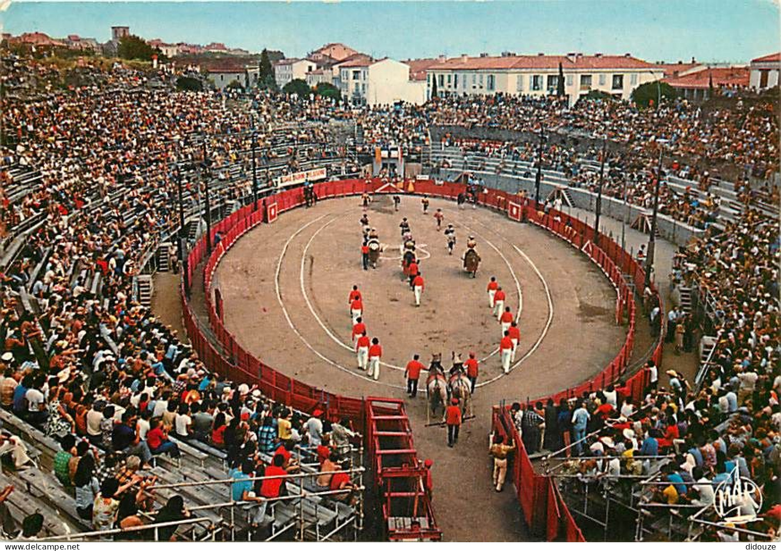 Corrida - Fréjus - Corrida Dans Les Arènes Romaines - Chevaux - CPM - Voir Scans Recto-Verso - Corrida