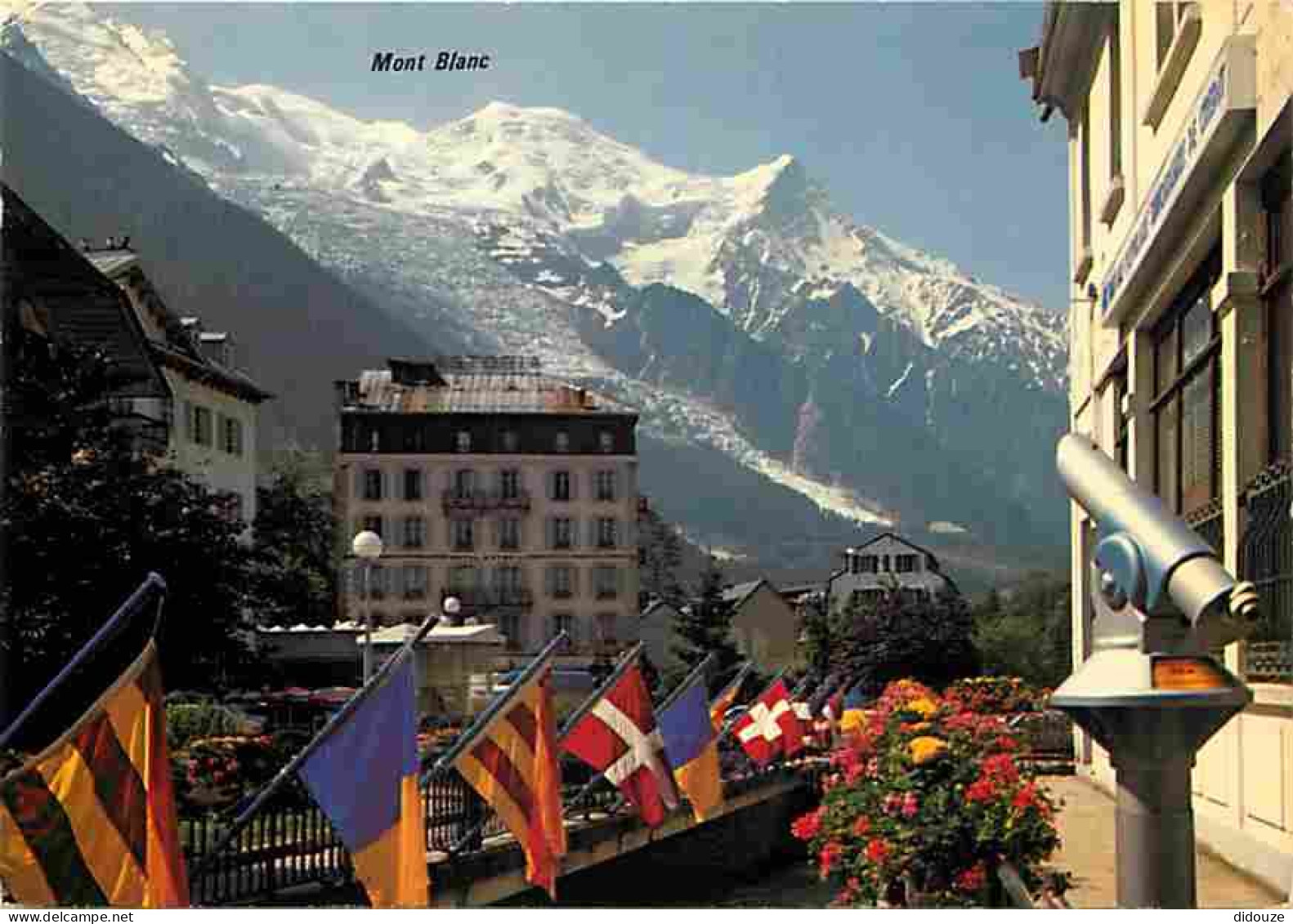 74 - Chamonix - Mont-Blanc - Vue Sur La Chaine Du Mont-Blanc - CPM - Voir Scans Recto-Verso - Chamonix-Mont-Blanc