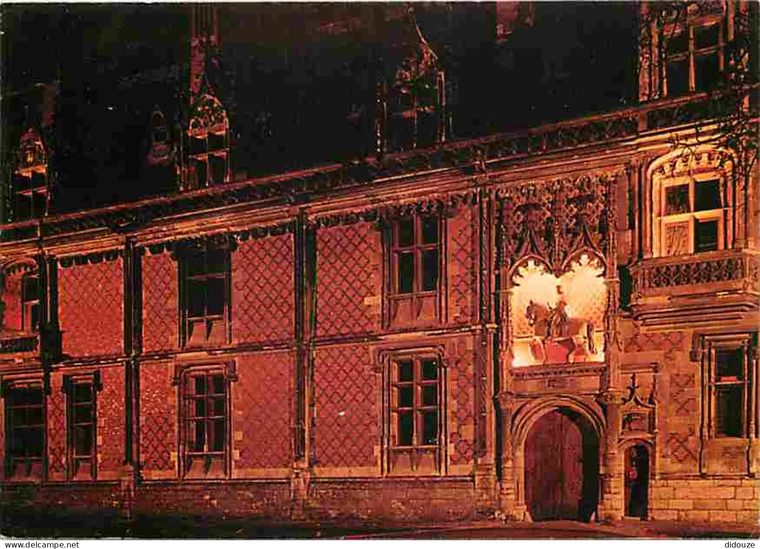 41 - Blois - Le Château - Façade Extérieure De L'aile Louis XII Illuminée - Vue De Nuit - CPM - Voir Scans Recto-Verso - Blois