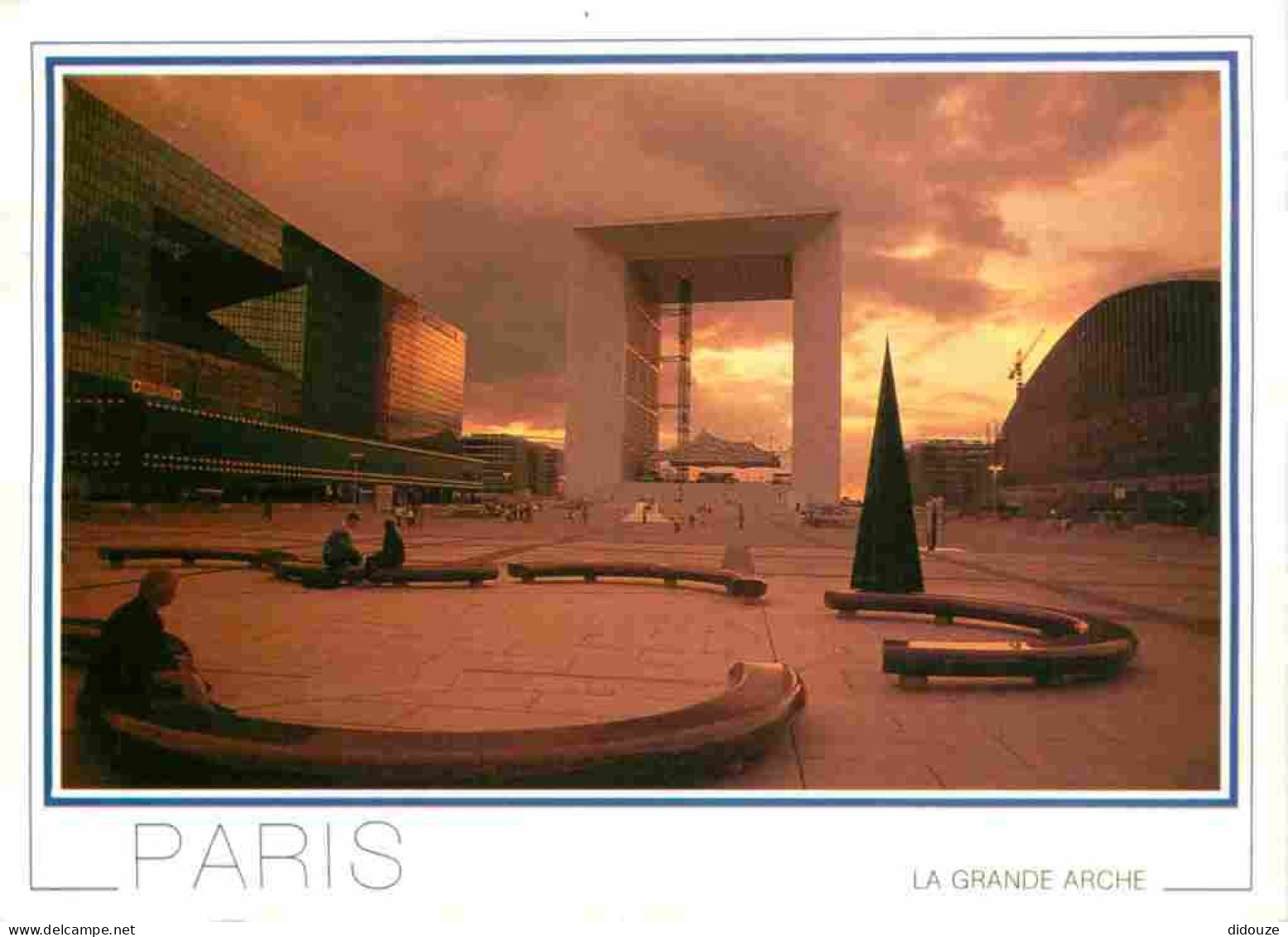 92 - La Défense - La Grande Arche De La Fraternité - CPM - Voir Scans Recto-Verso - La Defense