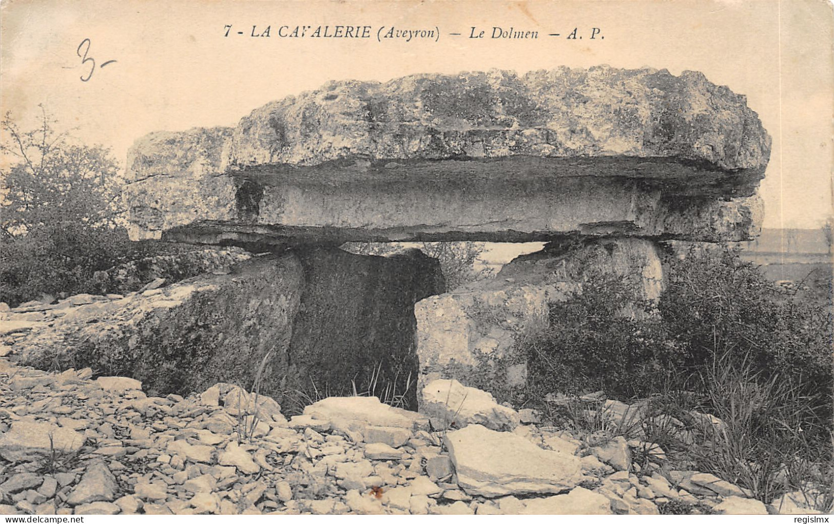 12-LA CAVALERIE-LE DOLMEN-N°2160-D/0149 - La Cavalerie