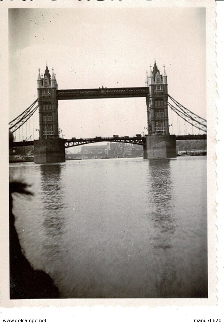 Ref 3 - Photo : Tower Bridge à Londres  . - Europe