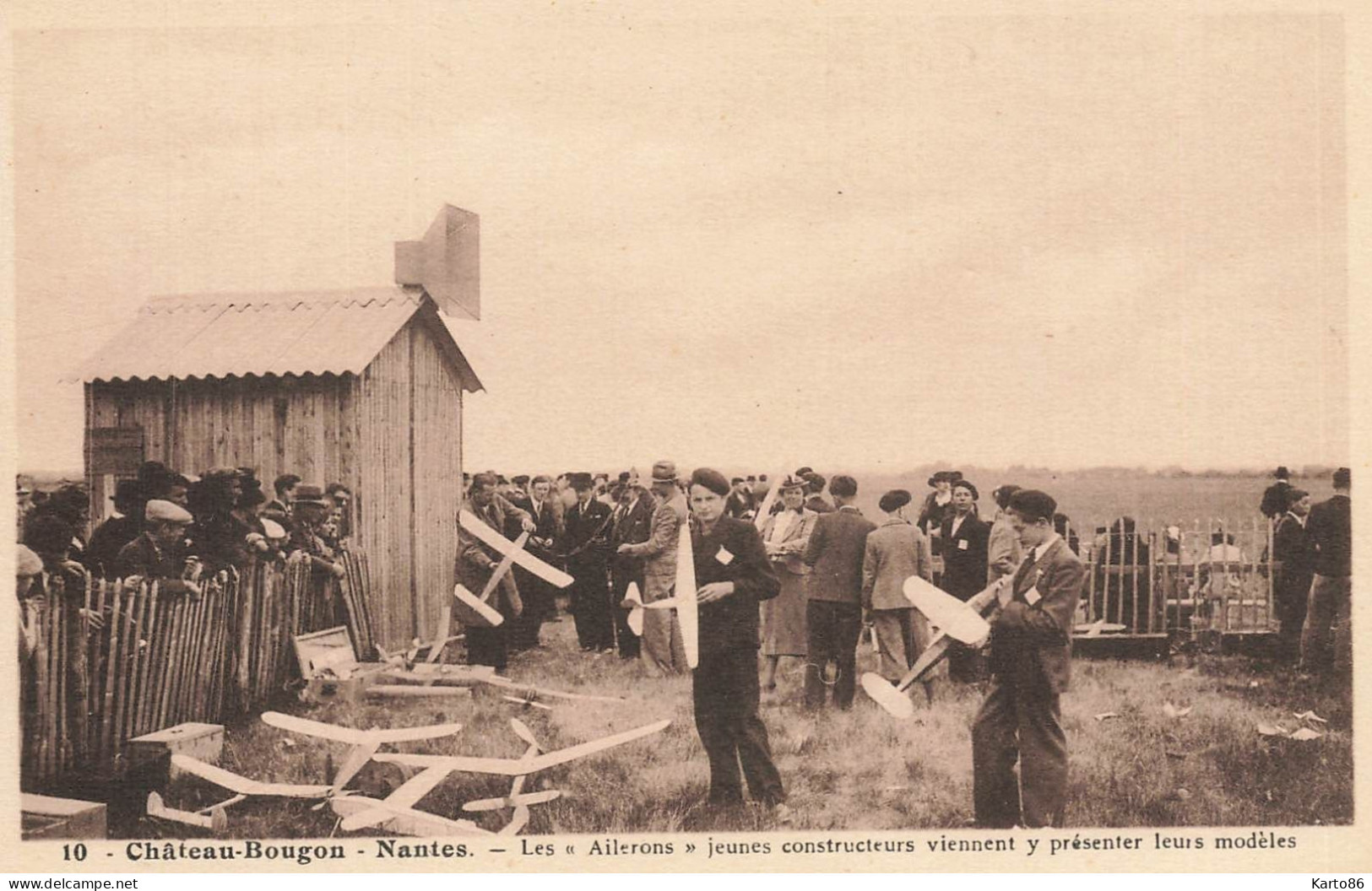 Château Bougon , Nantes Bouguenais * Aviation * Les " Ailerons " Jeunes Constructeurs , Modélisme Maquette Avions Avion - Bouguenais