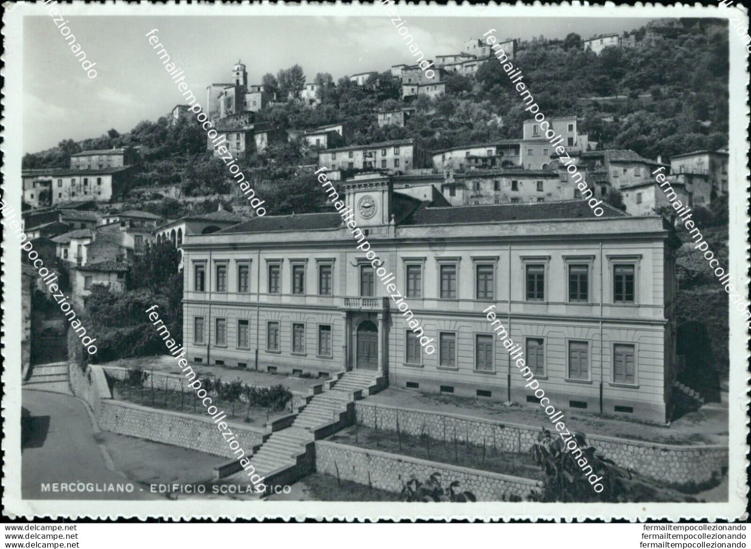 Bg557 Cartolina Mercogliano Edificio Scolastico Provincia Di Avellino - Avellino