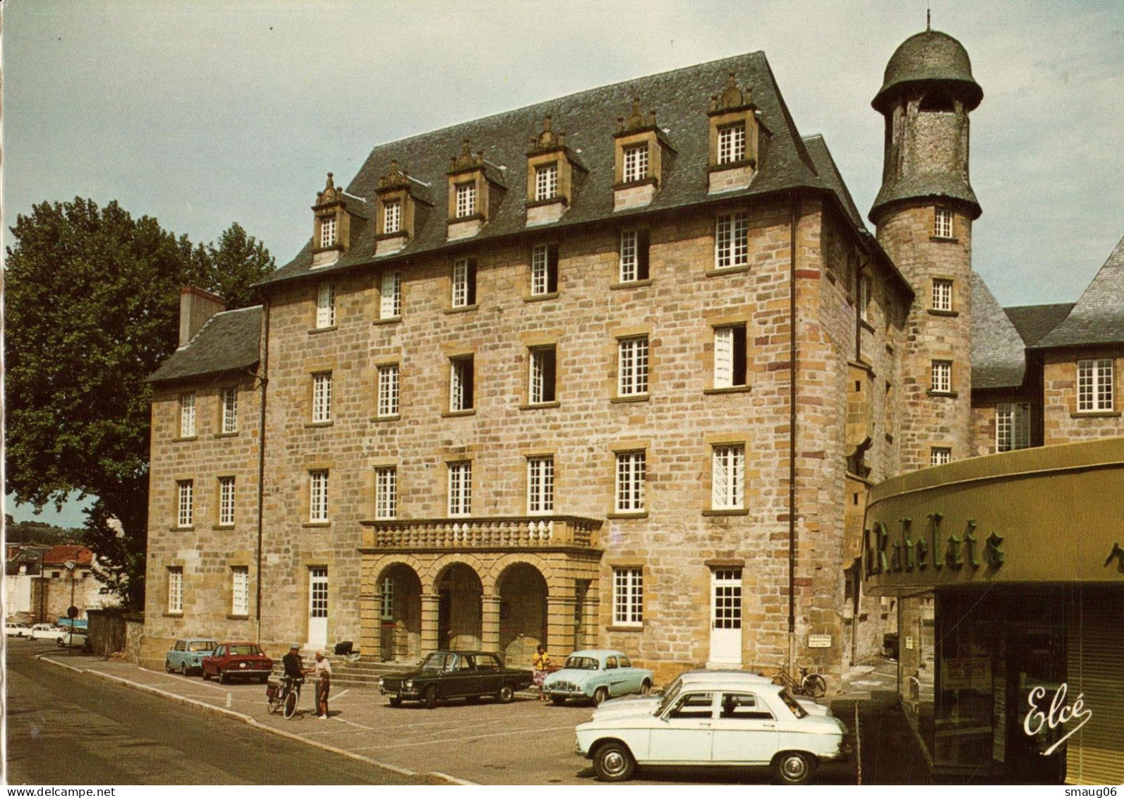 19 - BRIVE - L'HÔTEL DE VILLE - Brive La Gaillarde