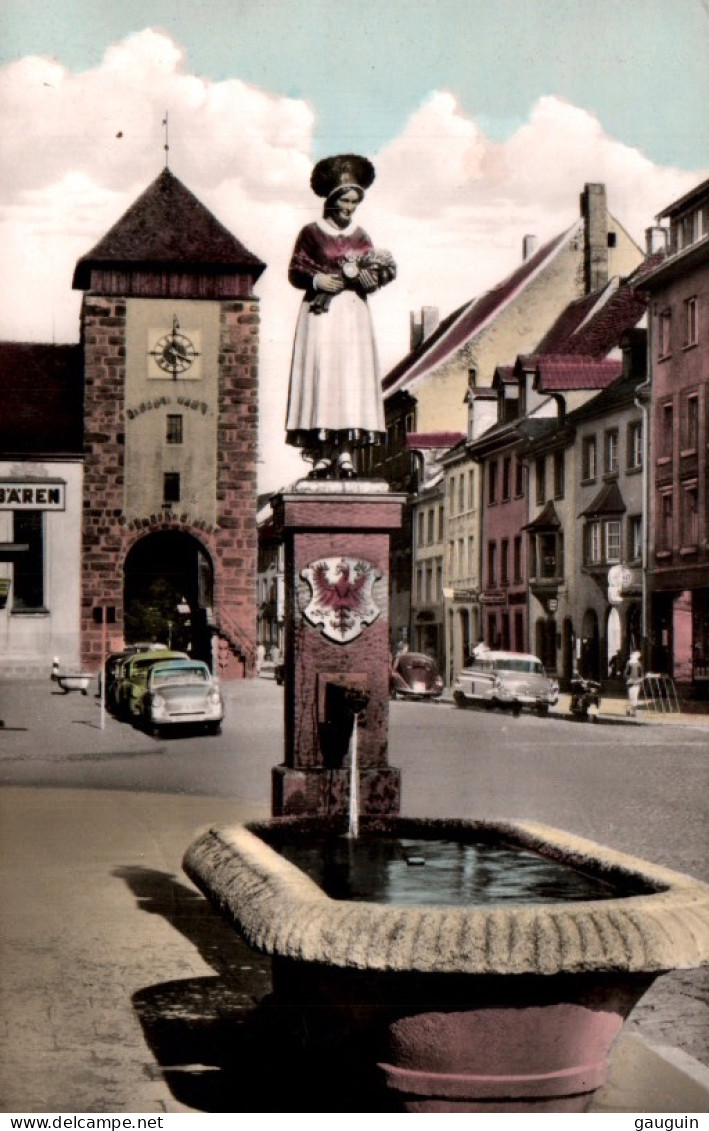 CPSM - VILLINGEN Im Schwarzwald - Alt-Villingerin-Brunnen Und Bickentor ...Edition Schöning Co (format 9x14) - Villingen - Schwenningen